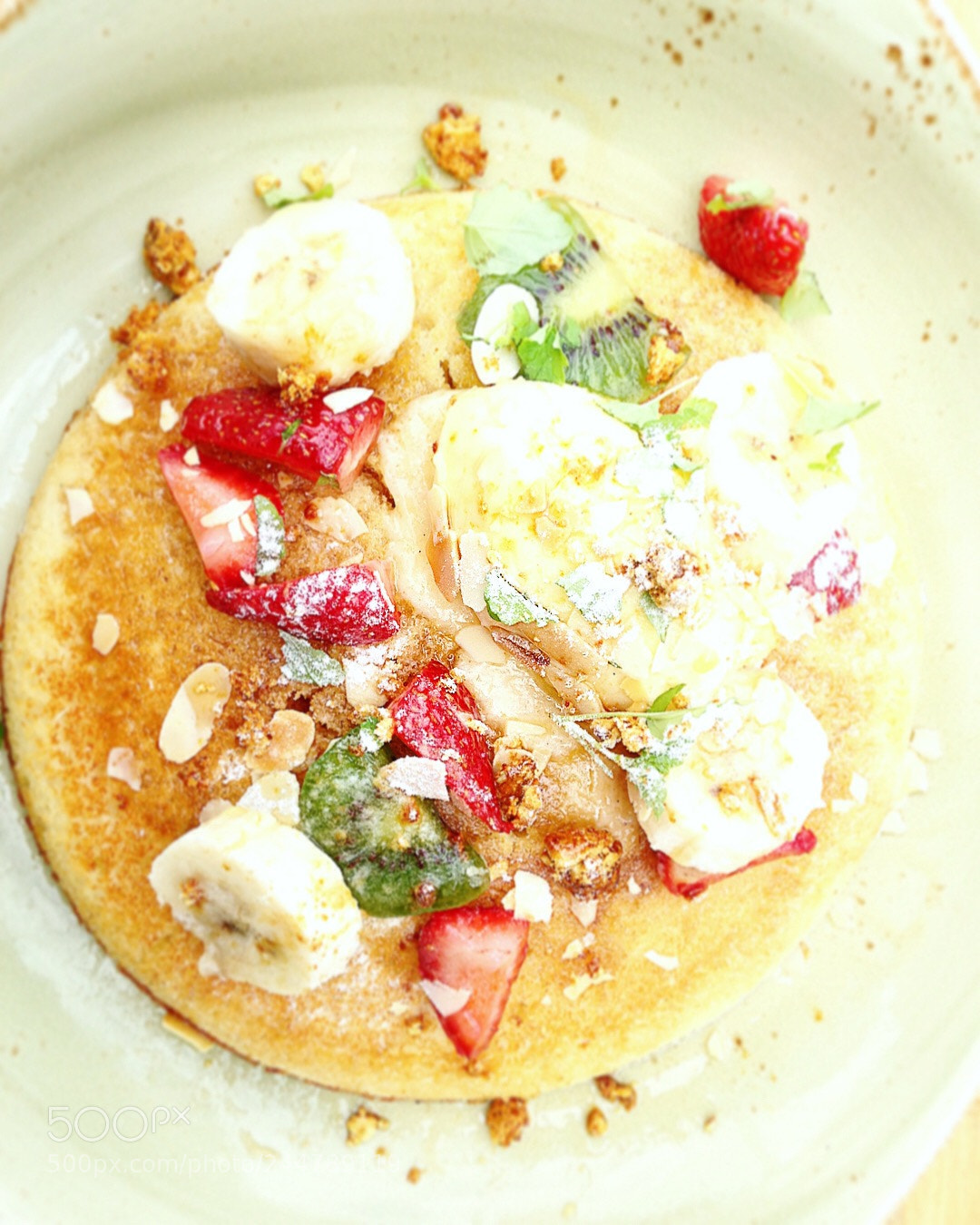 Apple iPhone 5 sample photo. Hot cake in melbourne!!!? photography