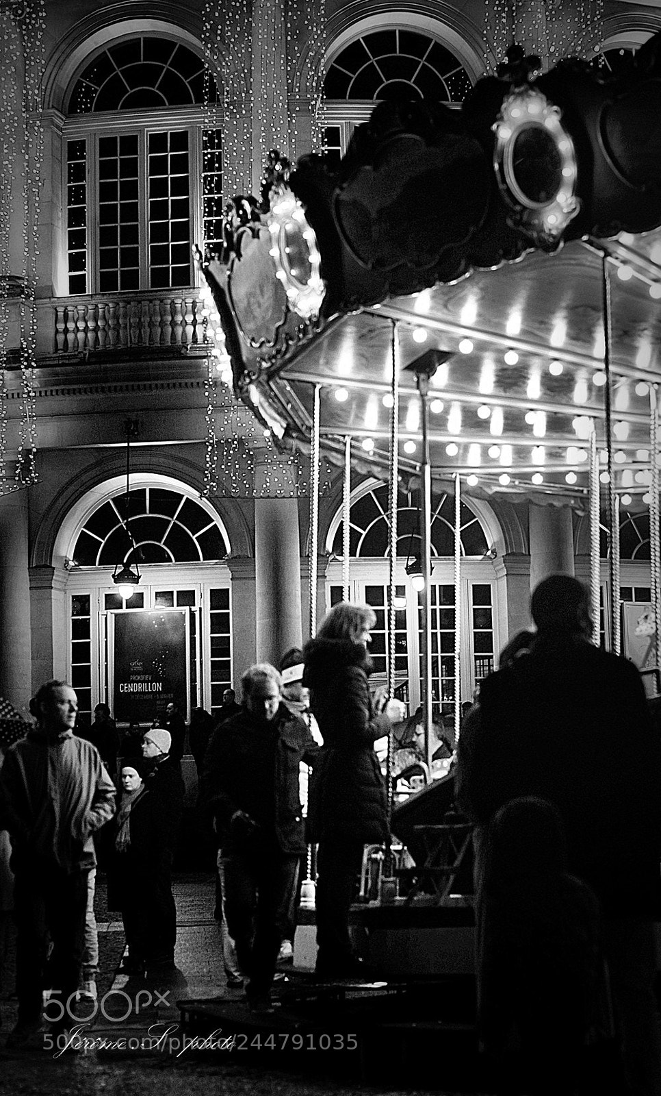 Pentax K-30 sample photo. Tour de manège photography