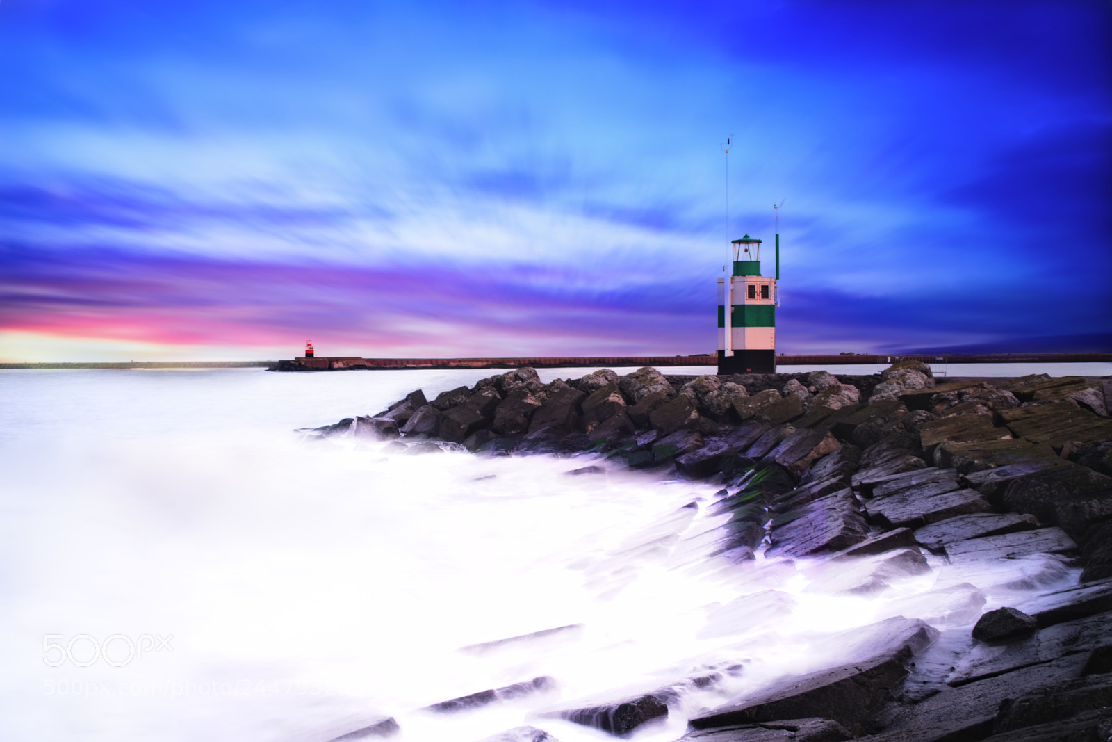 Sony a7 II sample photo. Peer at dusk photography