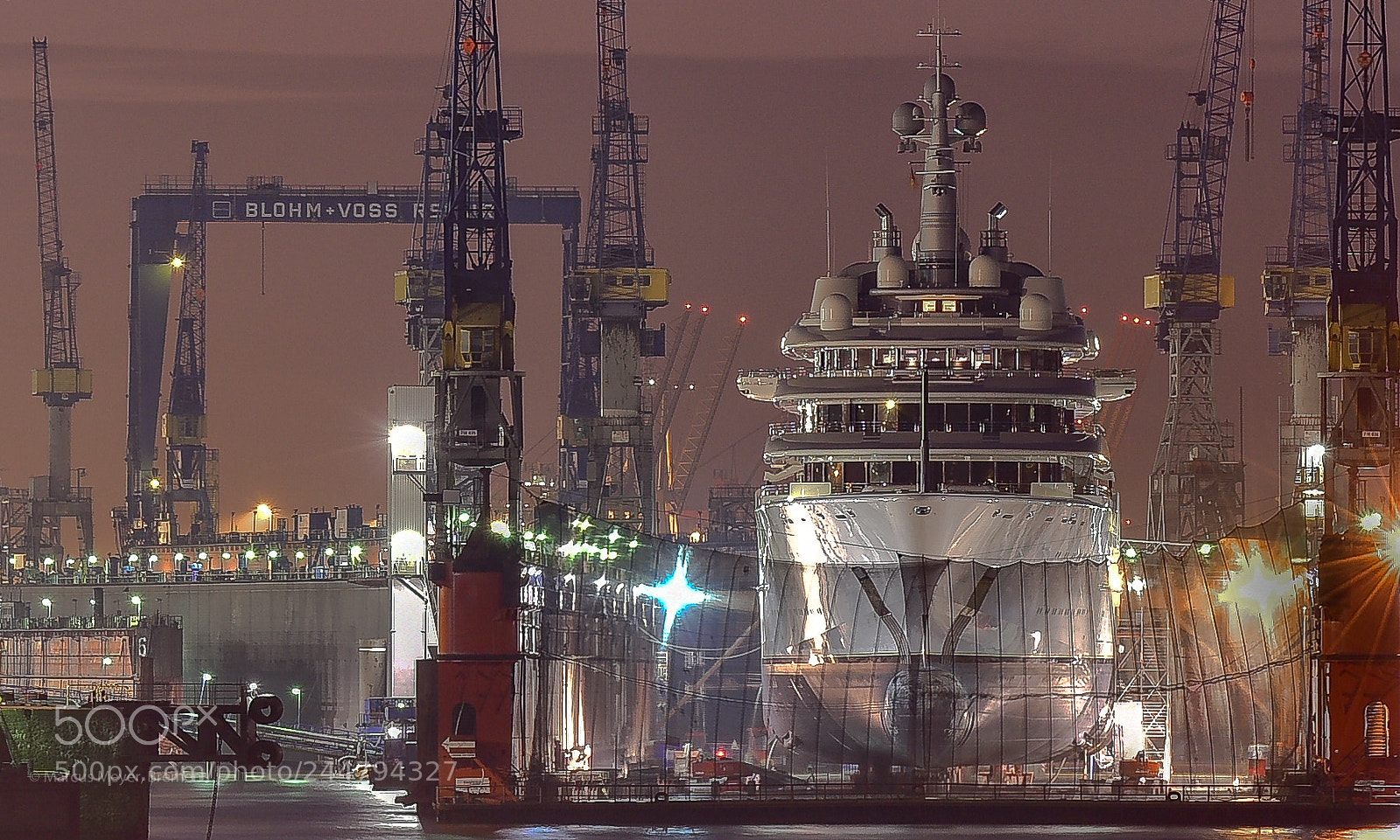 Nikon D810 sample photo. Nachts in der werft photography