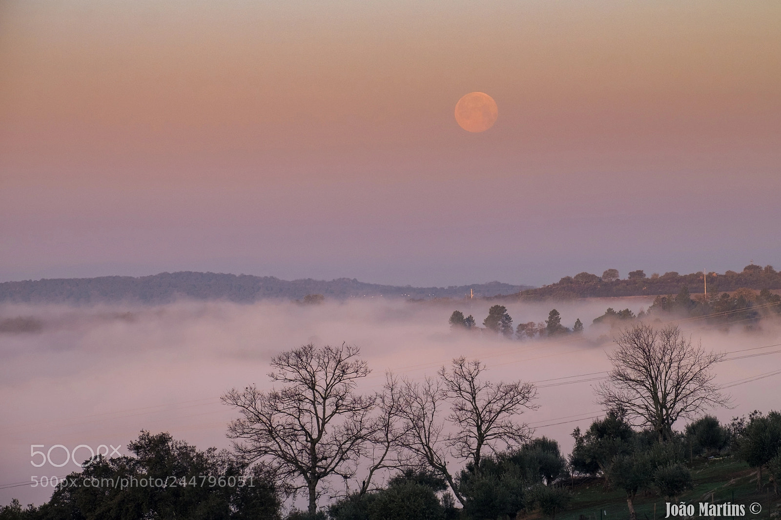 Fujifilm X-T1 sample photo. Moonset photography
