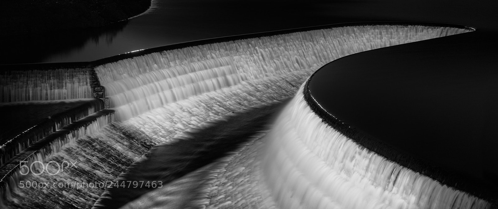 Canon EOS 5DS R sample photo. Torside by night photography