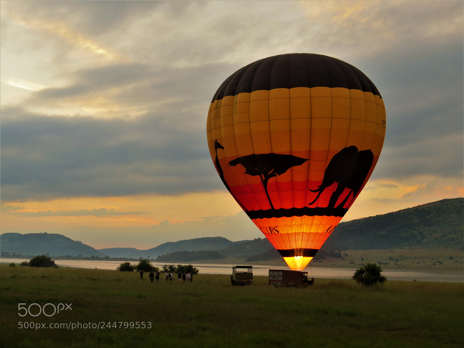 Canon PowerShot SX50 HS sample photo. Balloon at sunrise photography
