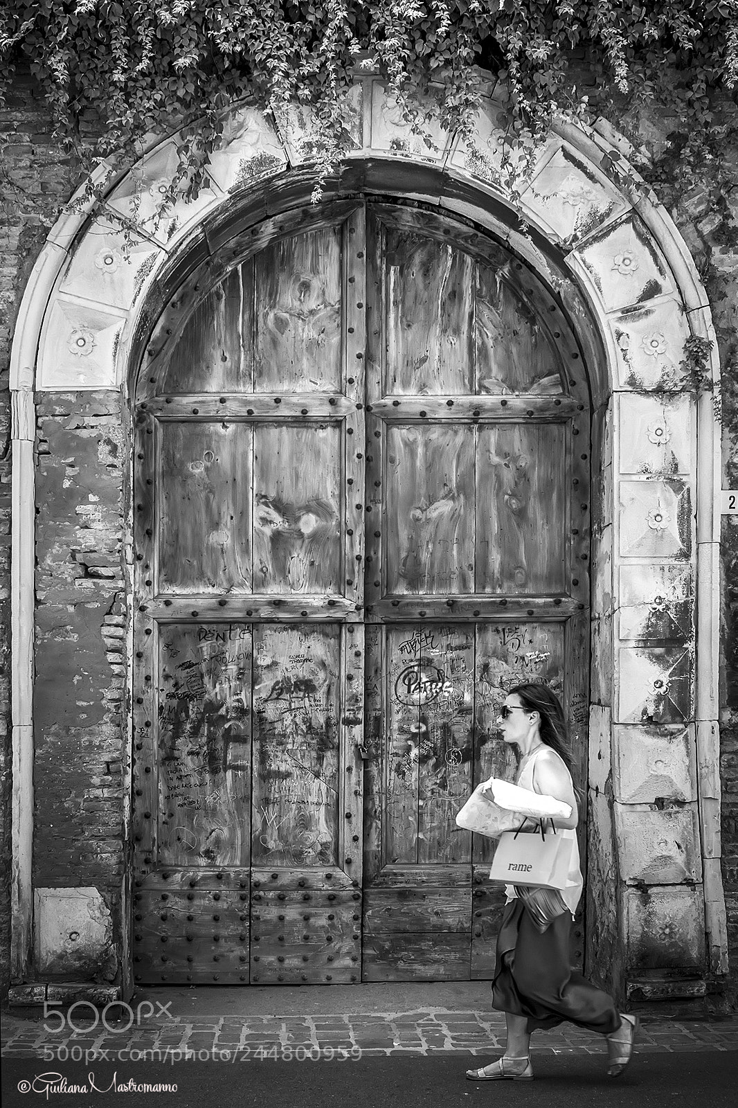 Sony a7R II sample photo. Walking around photography