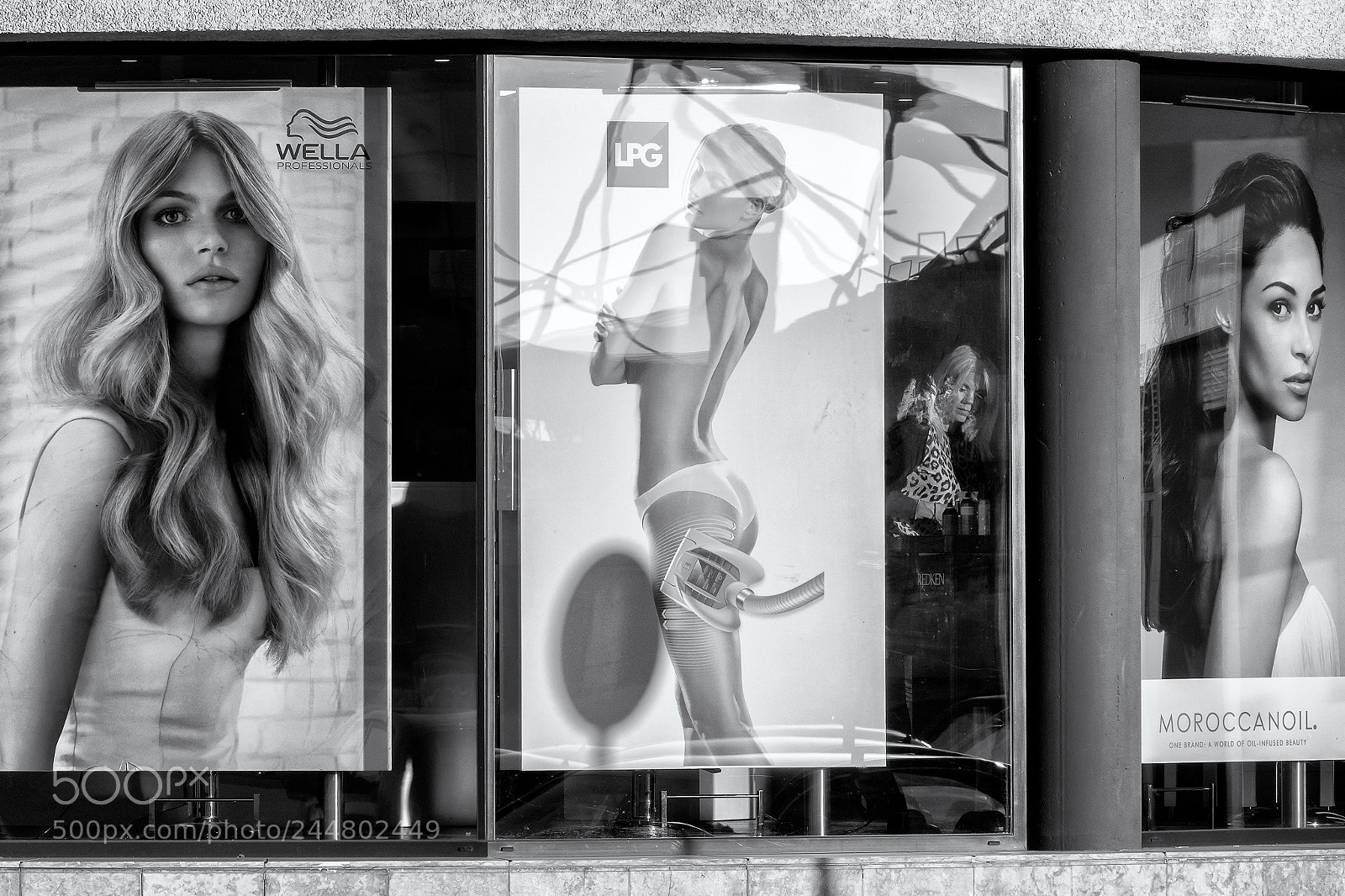 Sony Cyber-shot DSC-RX10 III sample photo. 'three and one' photography