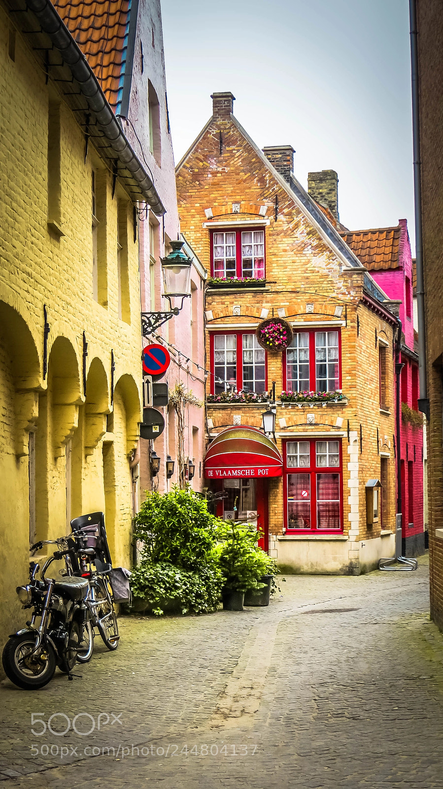Canon PowerShot SX50 HS sample photo. Bruges, one love photography