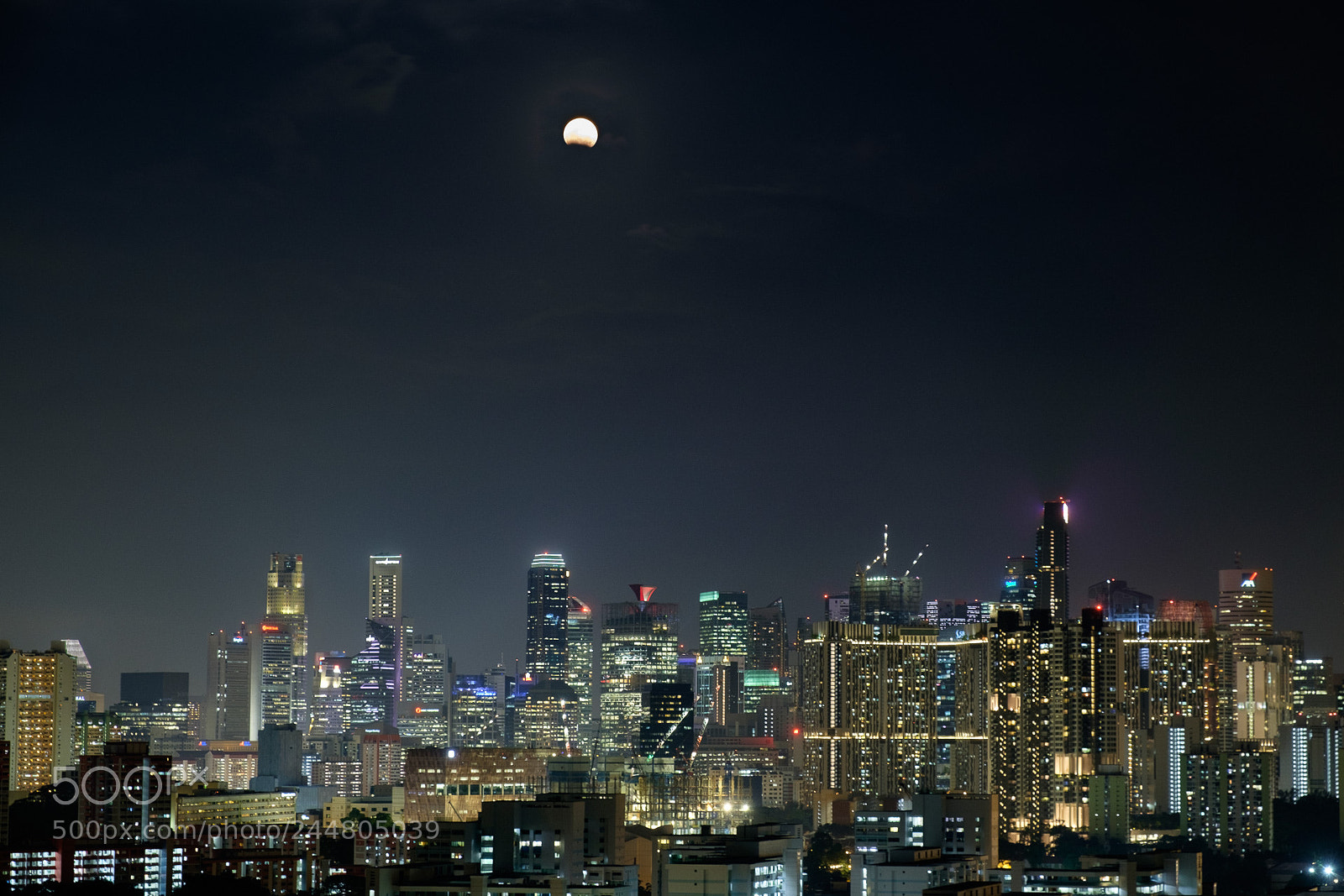 Fujifilm X-T1 sample photo. Moonrise over the city photography