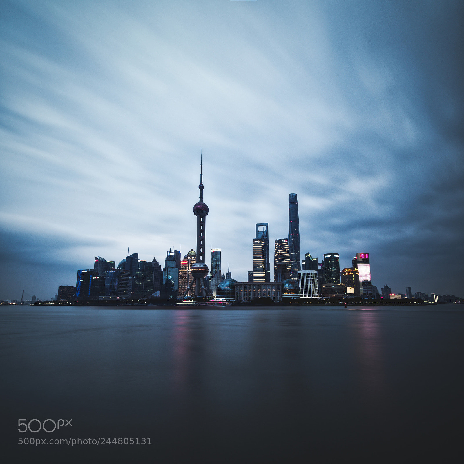 Olympus OM-D E-M1 Mark II sample photo. Thebund photography