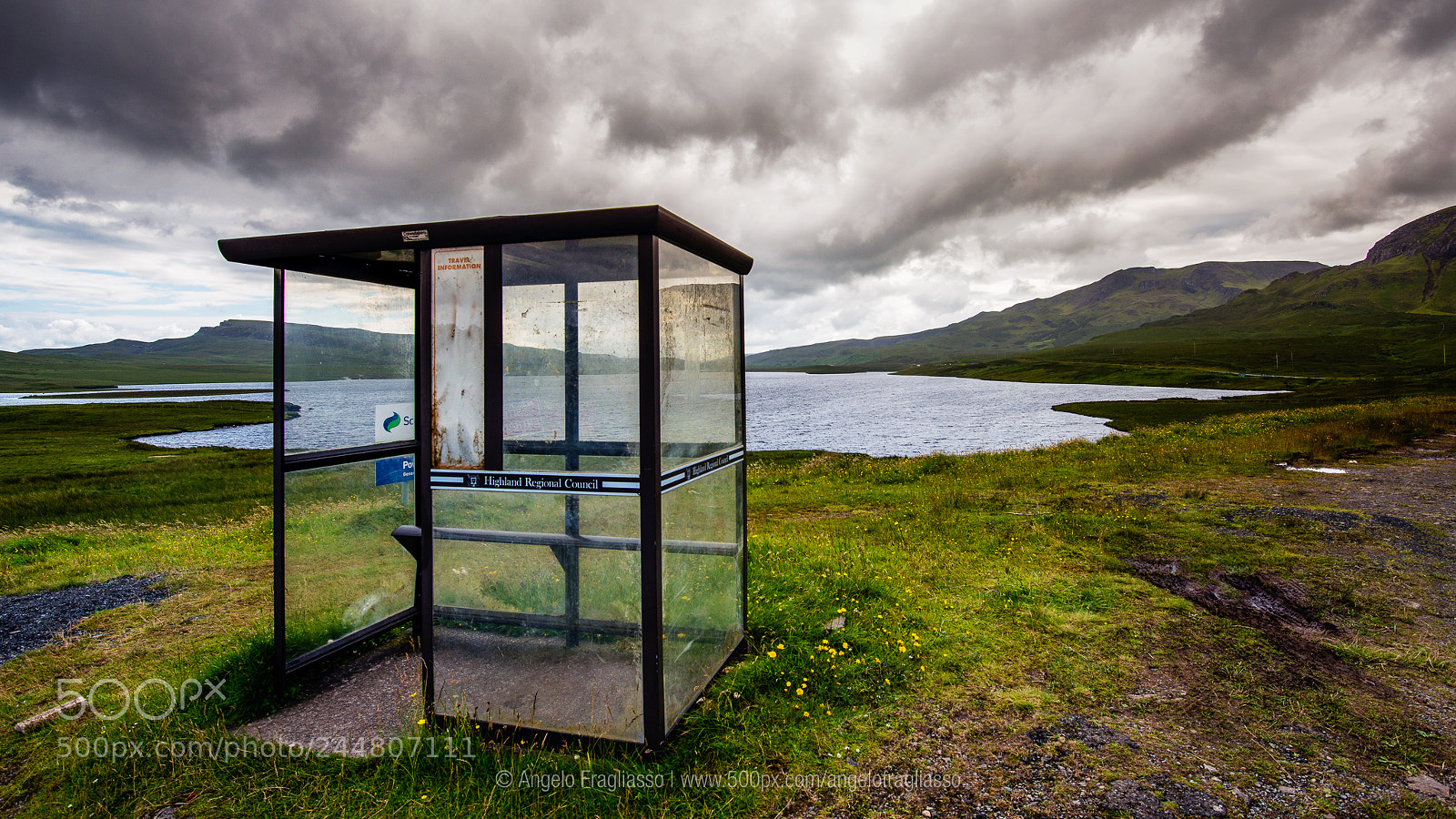 Nikon D800 sample photo. Bus stop photography