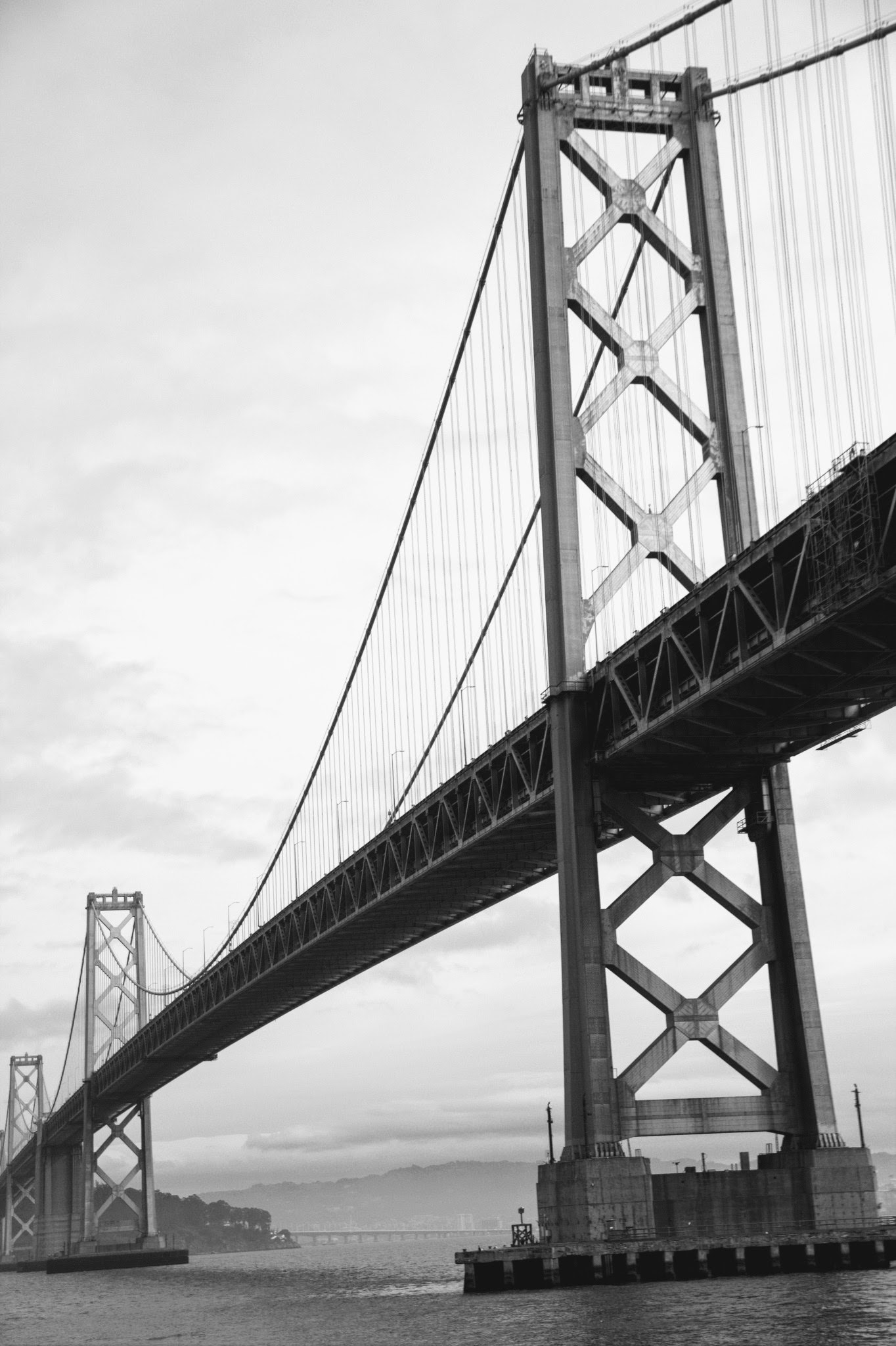 Canon EOS 600D (Rebel EOS T3i / EOS Kiss X5) + Sigma 17-70mm F2.8-4 DC Macro OS HSM sample photo. Oakland bay bridge photography