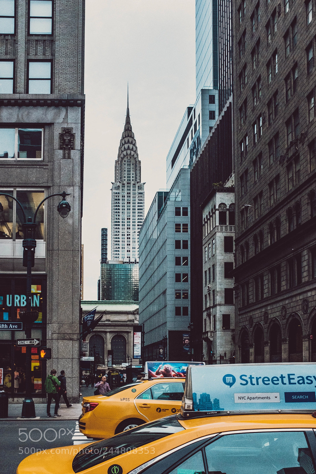 Fujifilm X100F sample photo. Chrysler building photography