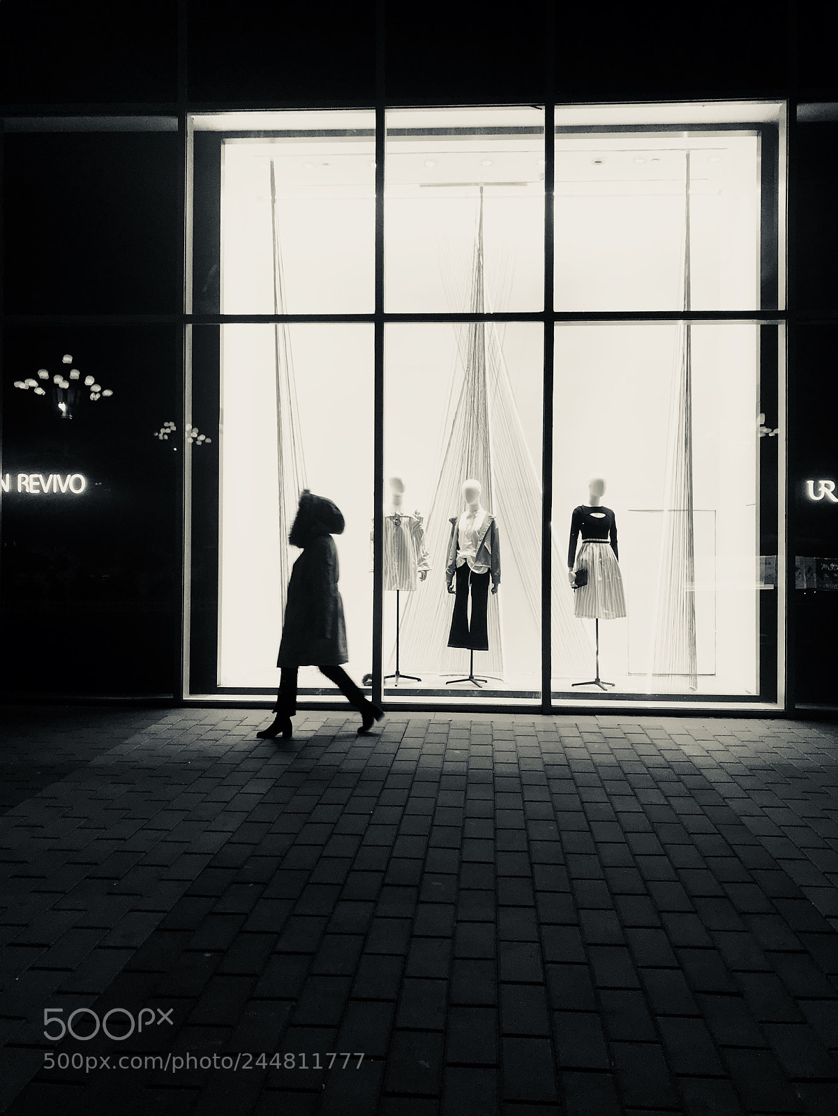 Apple iPhone 7 Plus sample photo. Street photography
