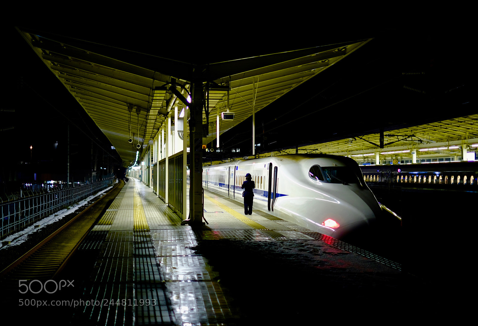 Fujifilm X-E3 sample photo. 米原駅 maibara station photography