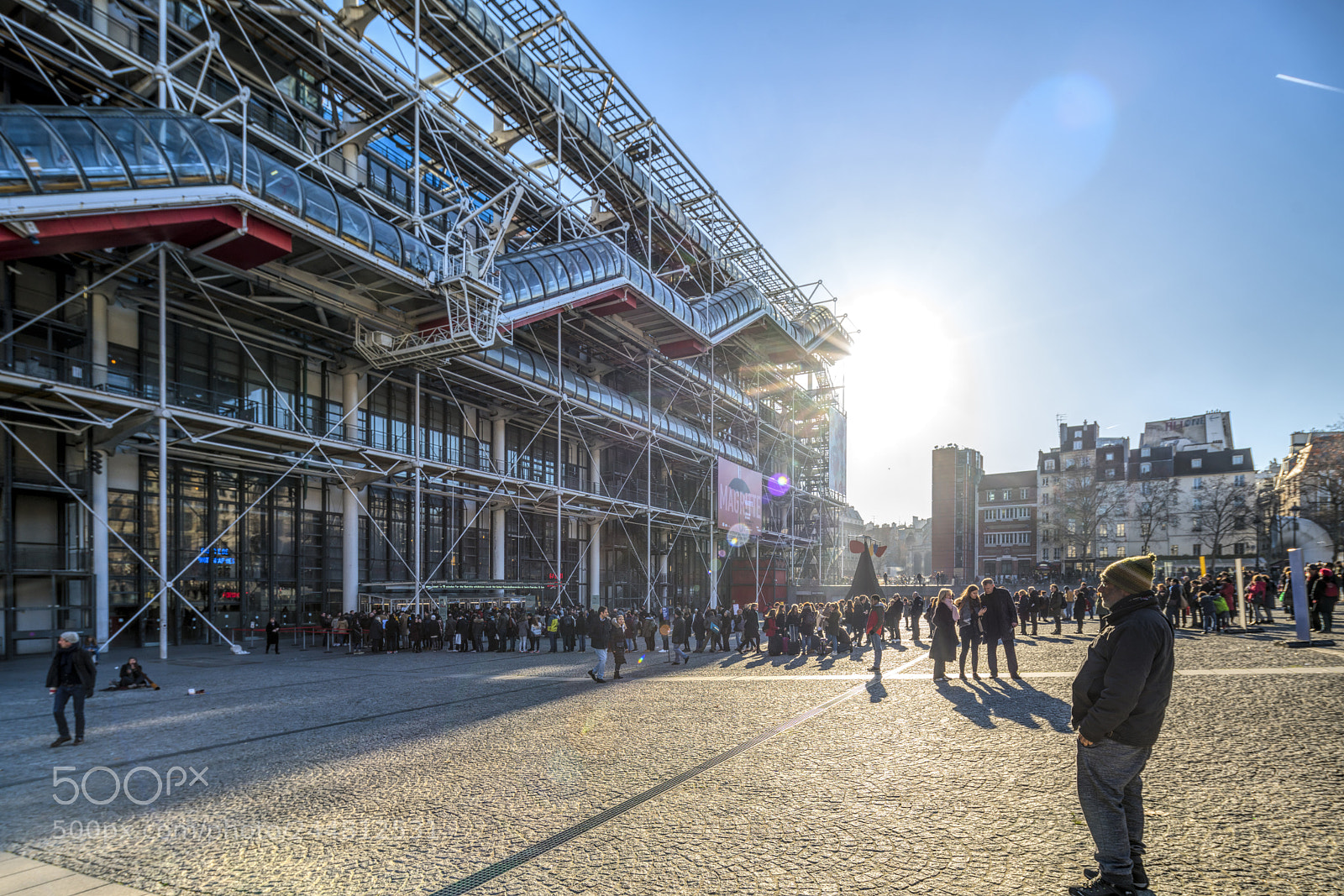 Sony a7R II sample photo. People queueing to visit photography
