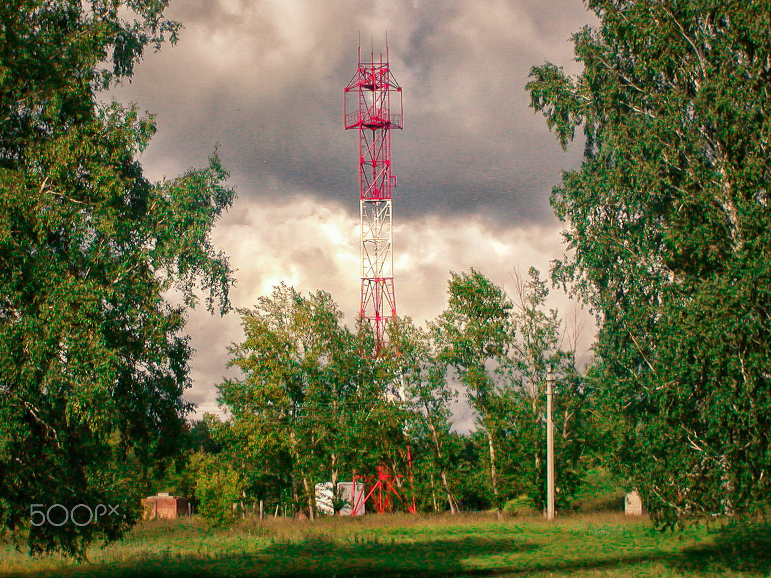 Olympus C700UZ sample photo. Radio tower with nature photography