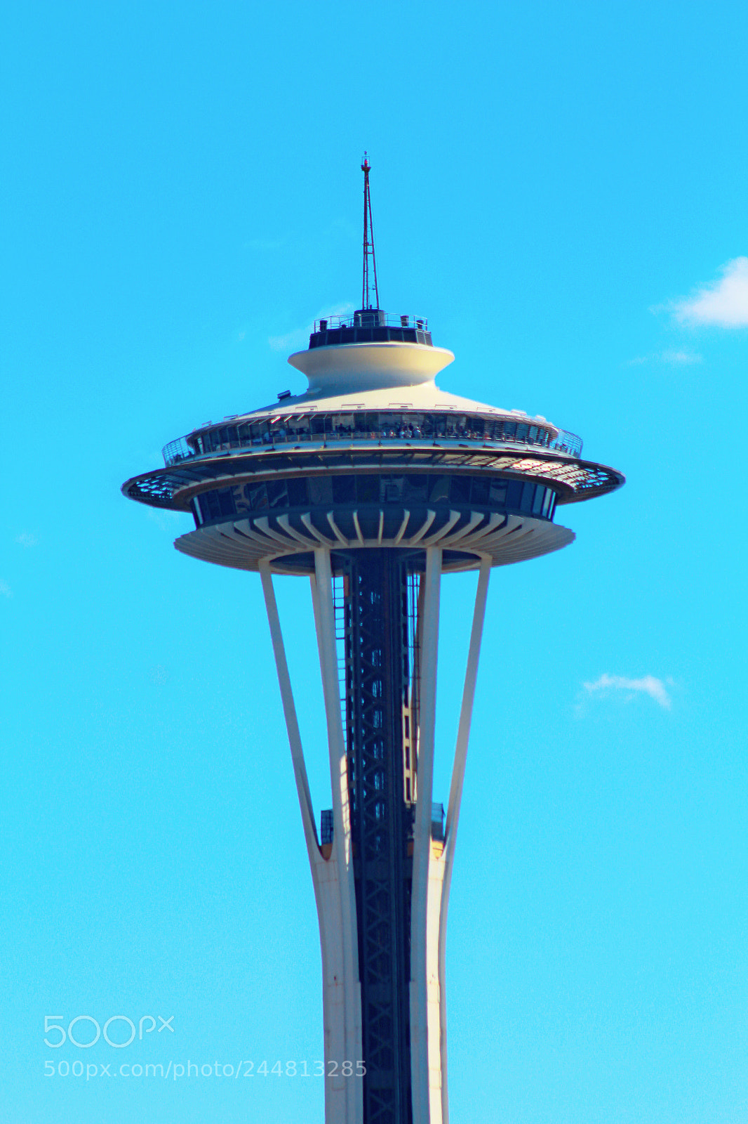 Canon EOS 1300D (EOS Rebel T6 / EOS Kiss X80) sample photo. Space needle photography