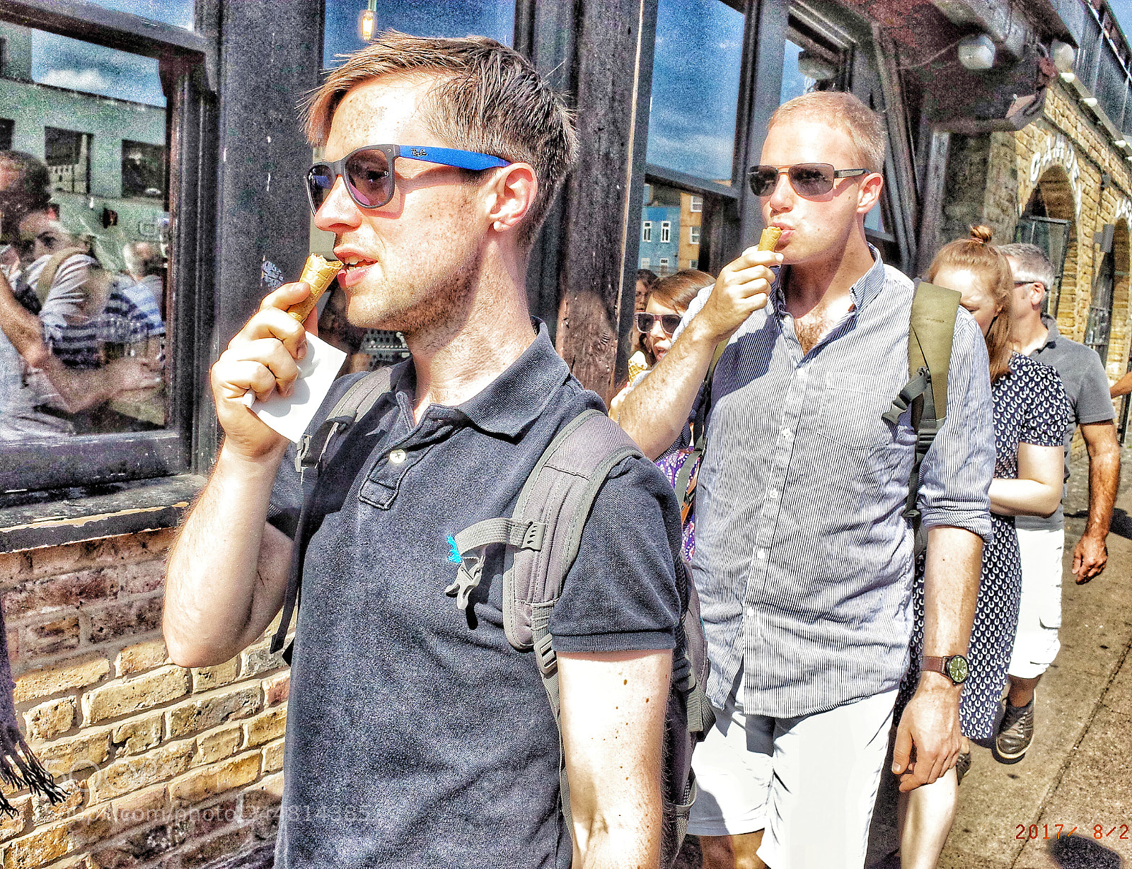 Ricoh GR II sample photo. Ice cream lovers. london photography