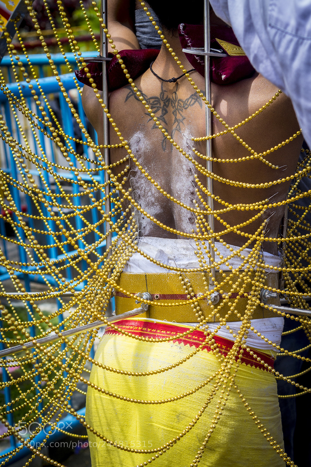 Olympus OM-D E-M10 II sample photo. Kaavadis at thaipusam festival photography