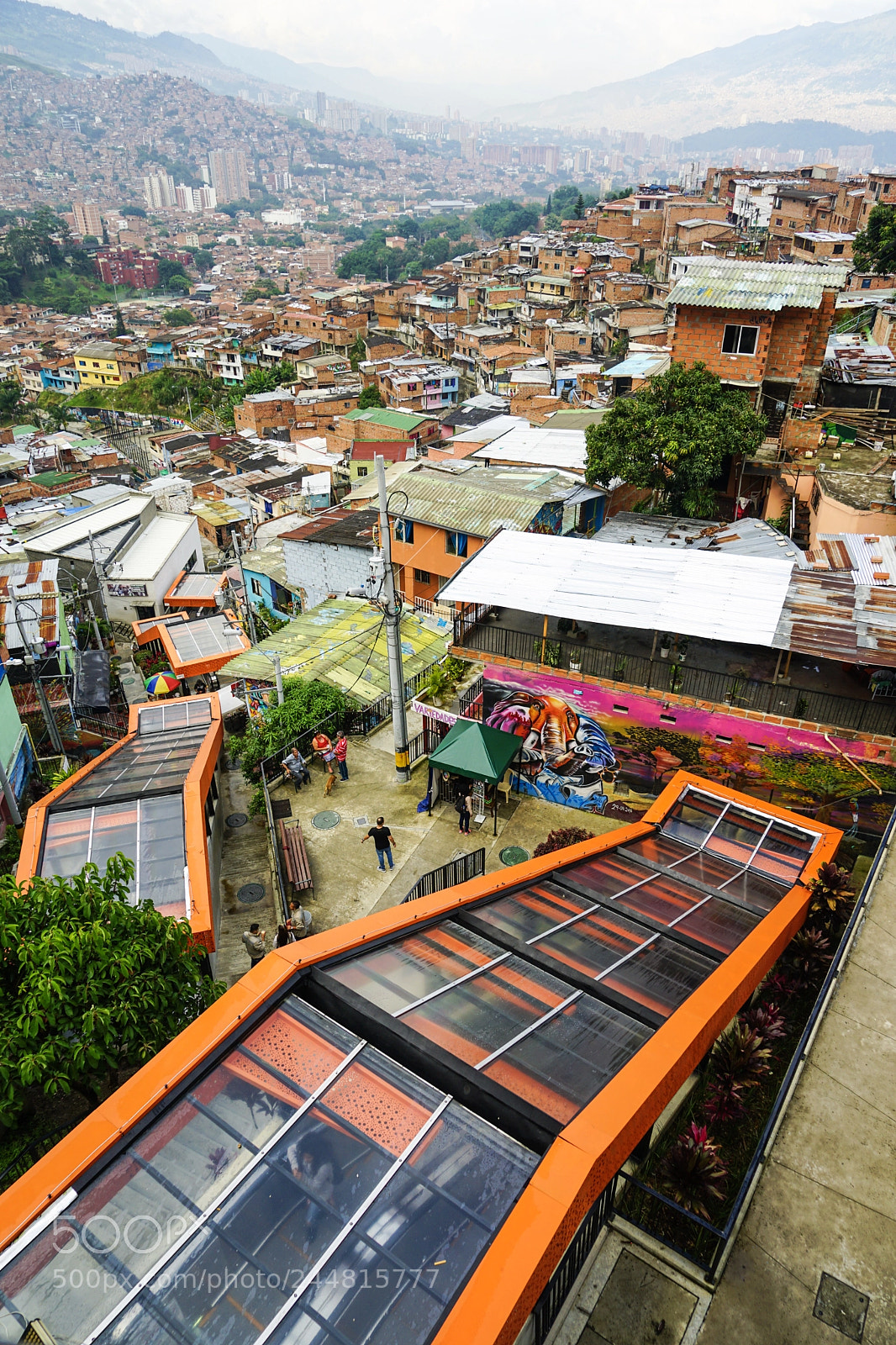Sony a7 II sample photo. Futuro. comuna 13 photography