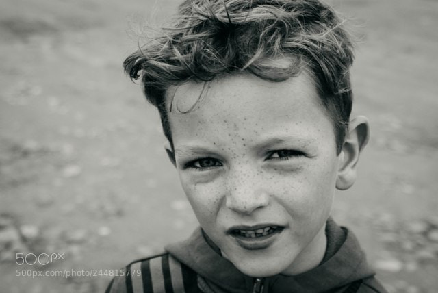 Sony Alpha DSLR-A100 sample photo. Freddie photography