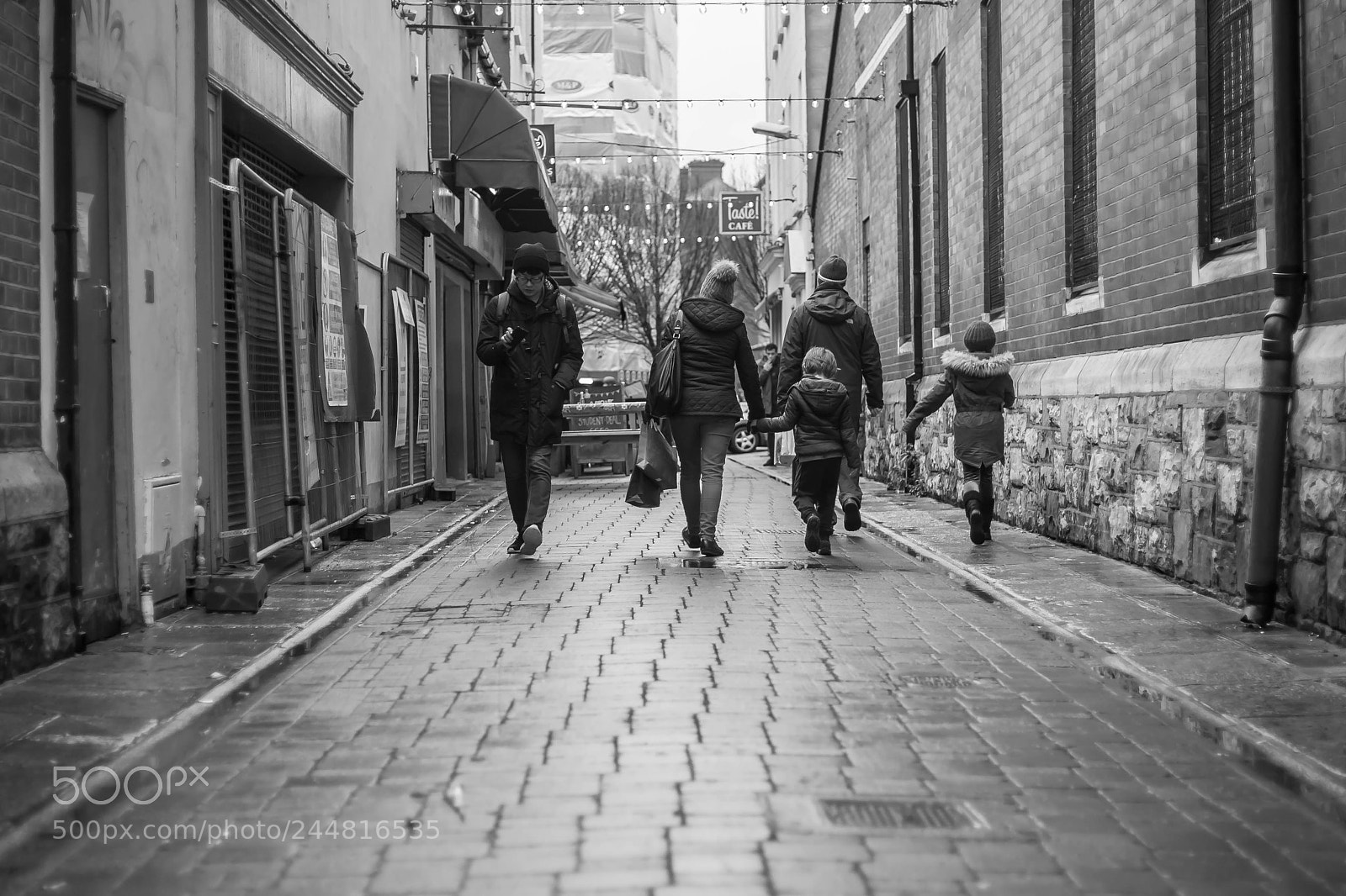 Canon EOS-1D Mark III sample photo. Dublin road photography