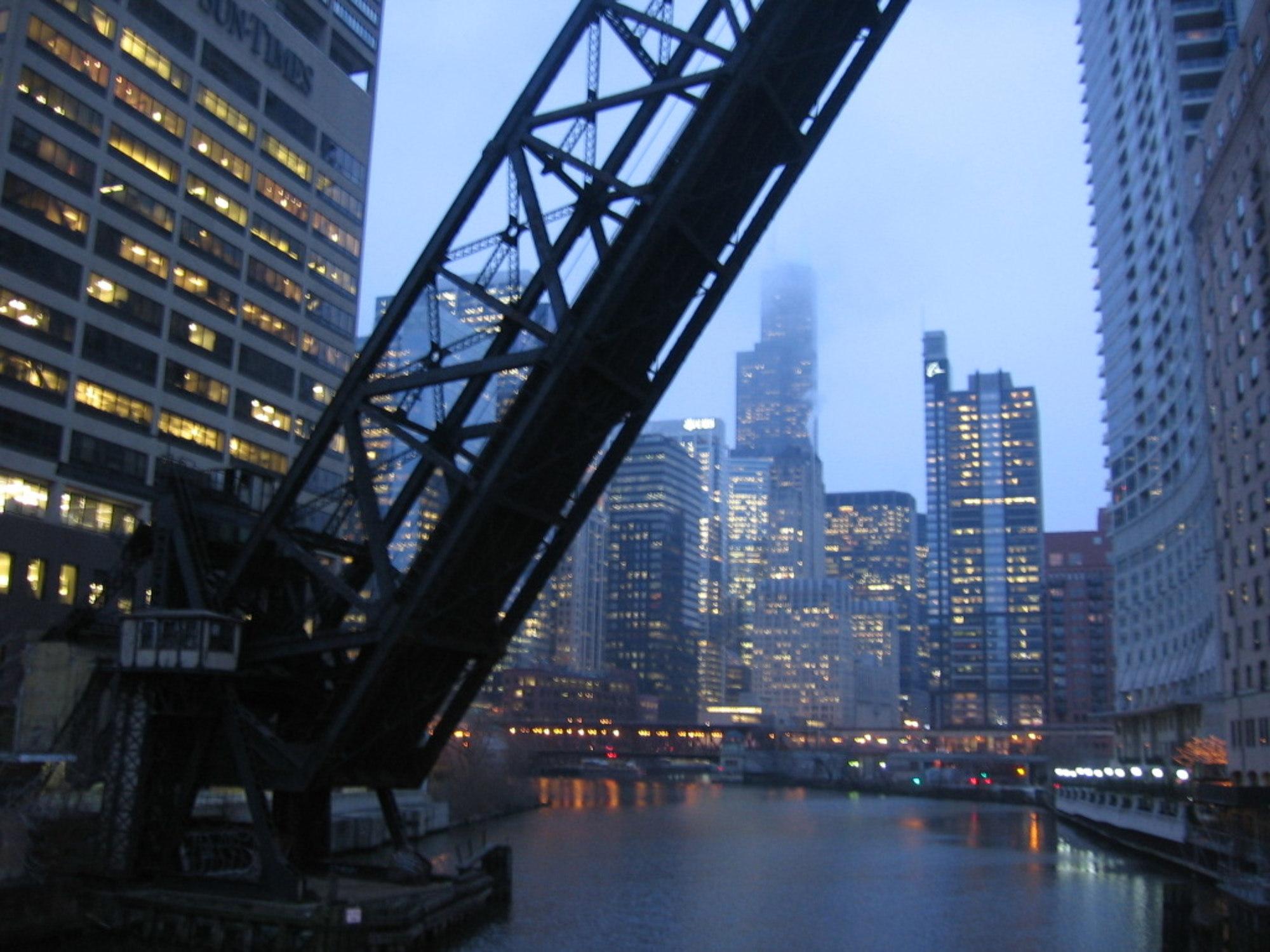 Canon POWERSHOT A510 sample photo. The chicago river and beautiful architecture photography