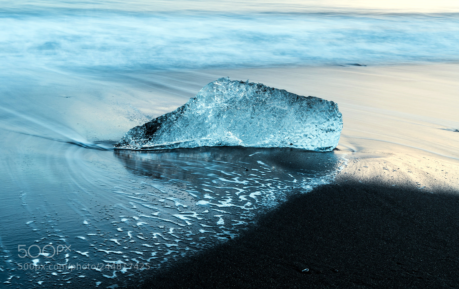 Nikon D810 sample photo. Ice crystal on diamond photography