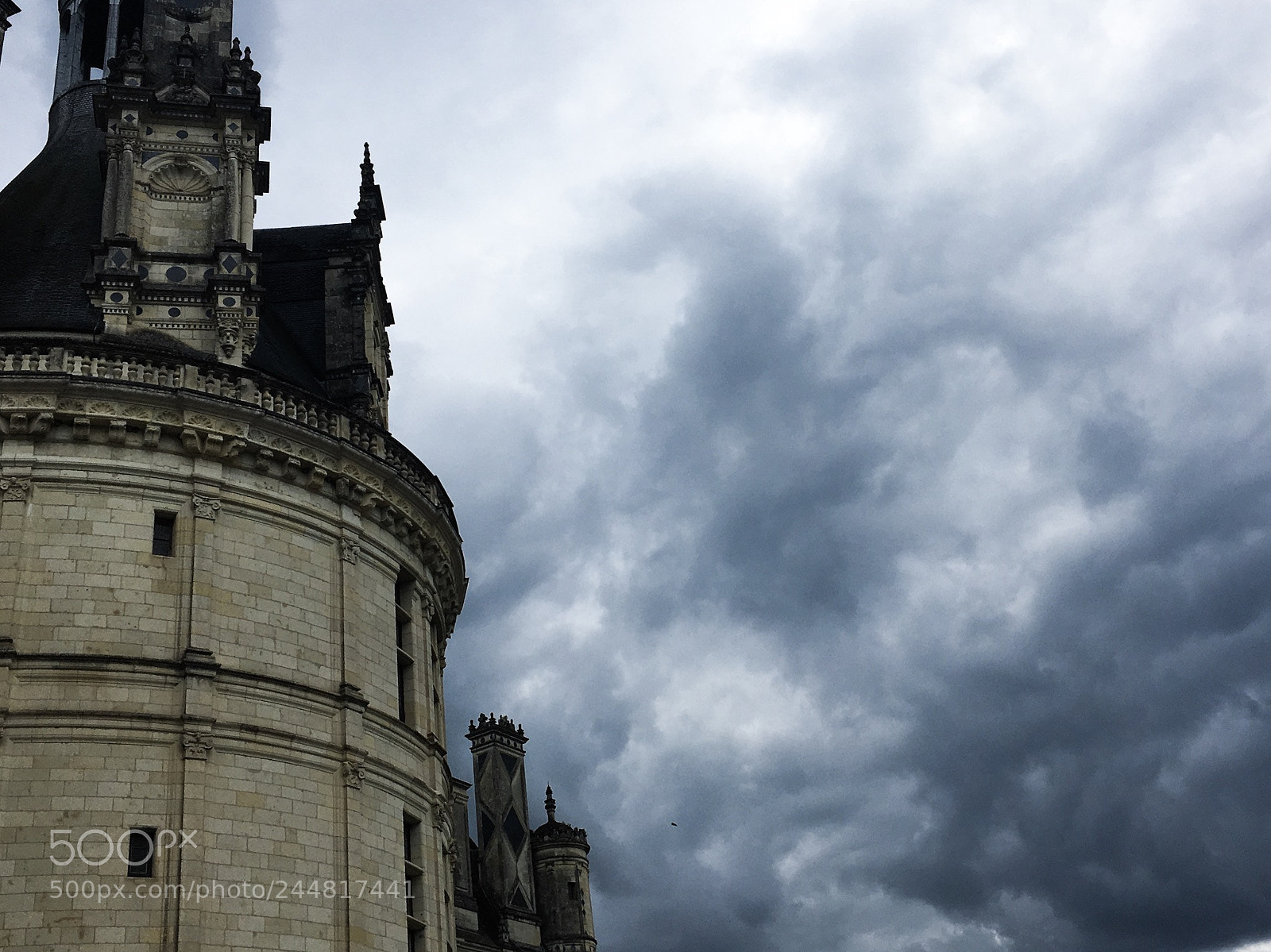 Apple iPhone 6s sample photo. Castle and storm photography