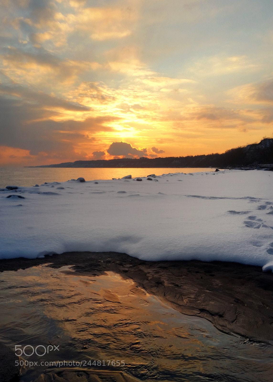 Samsung Galaxy S5 sample photo. Winter stream photography