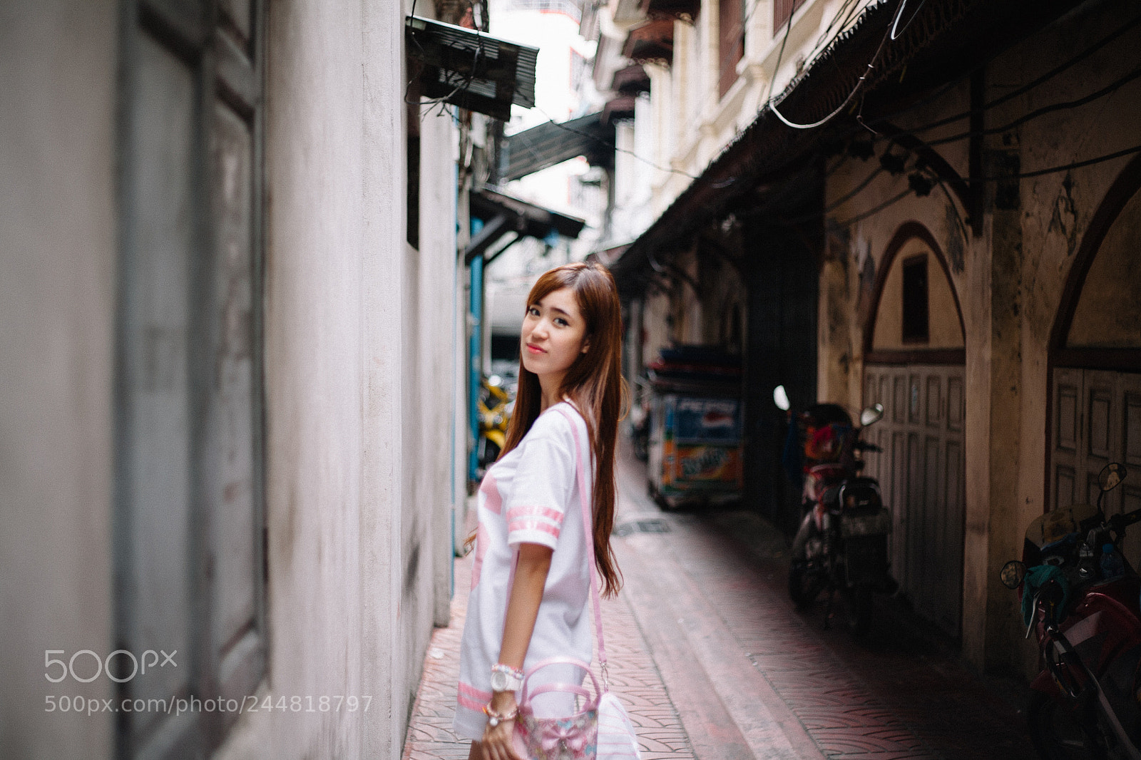 Canon EOS 5D sample photo. Girl from thailand #11 photography