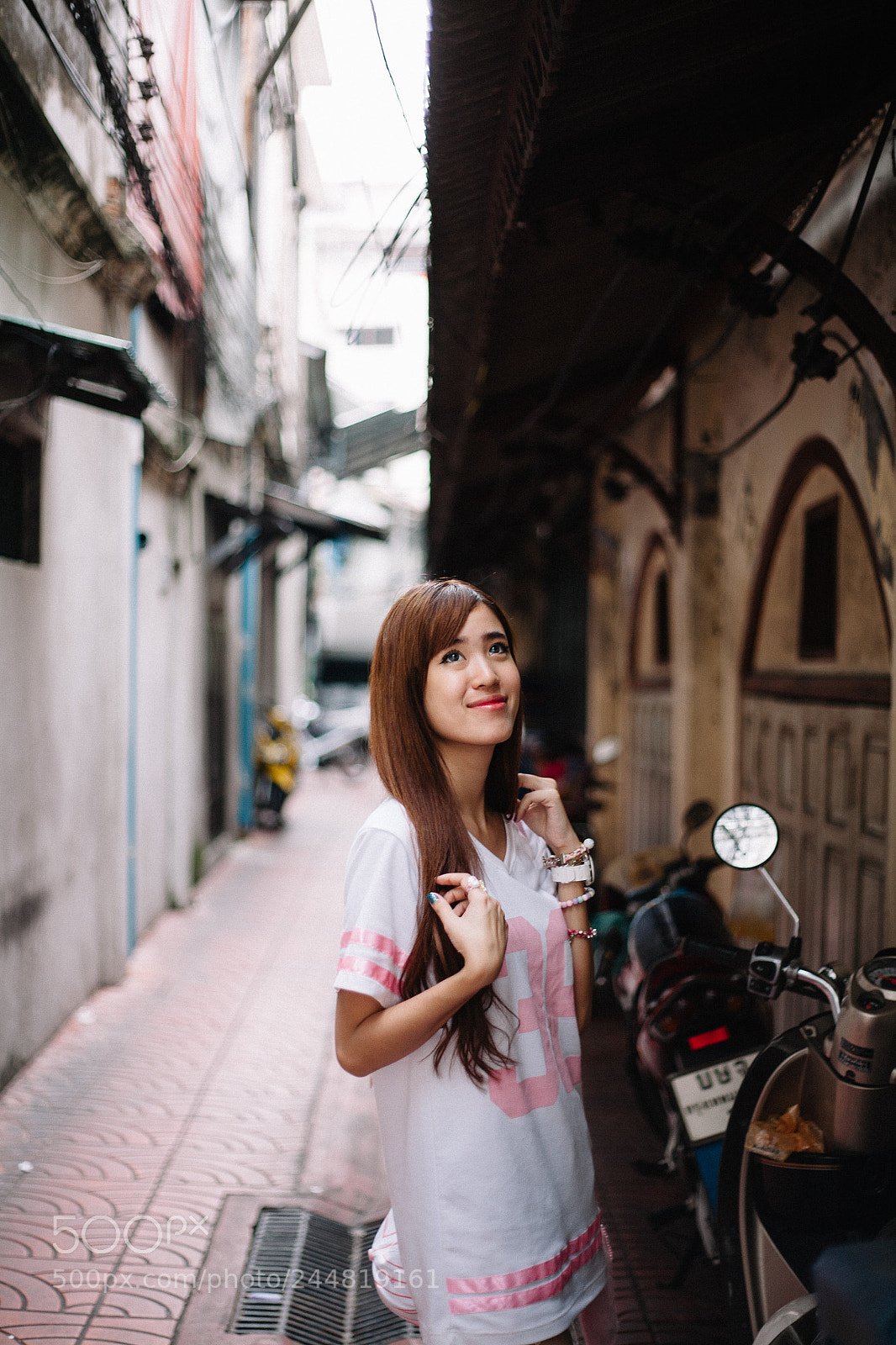 Canon EOS 5D sample photo. Girl from thailand #13 photography