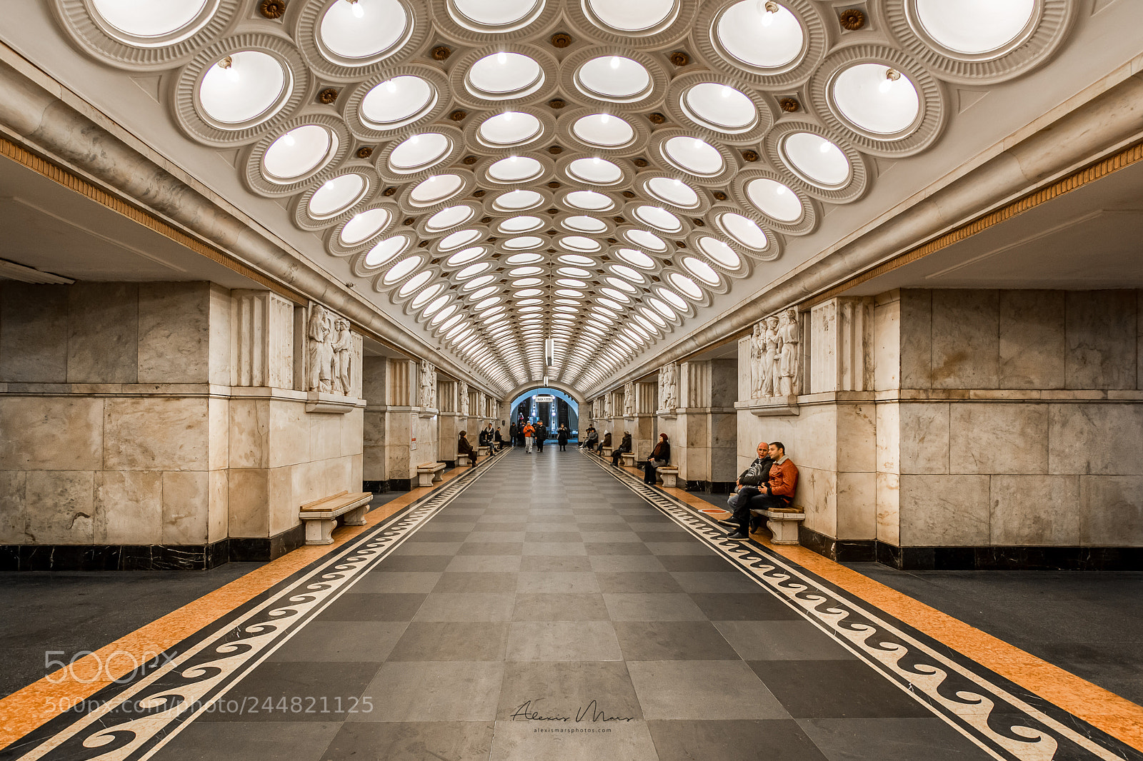 Nikon D7100 sample photo. Subway photography