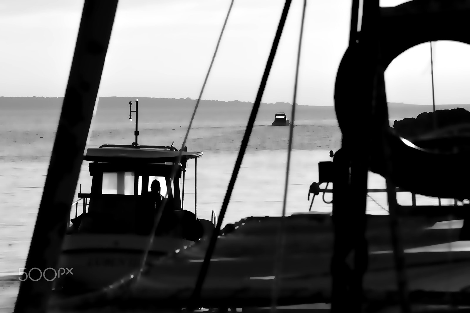 Nikon D7200 sample photo. Leaving the port ii photography