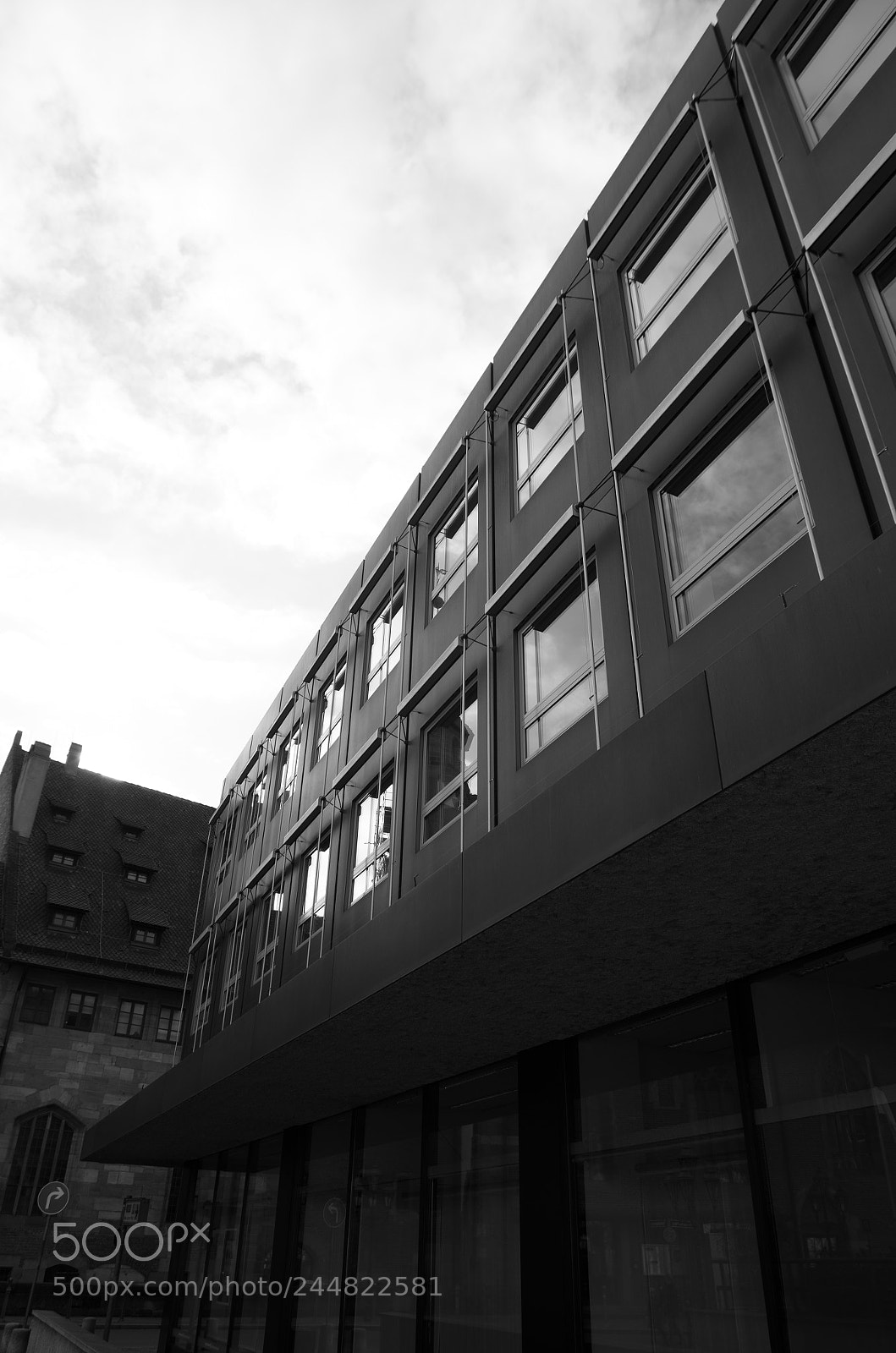 Pentax K-5 IIs sample photo. Modern building photography