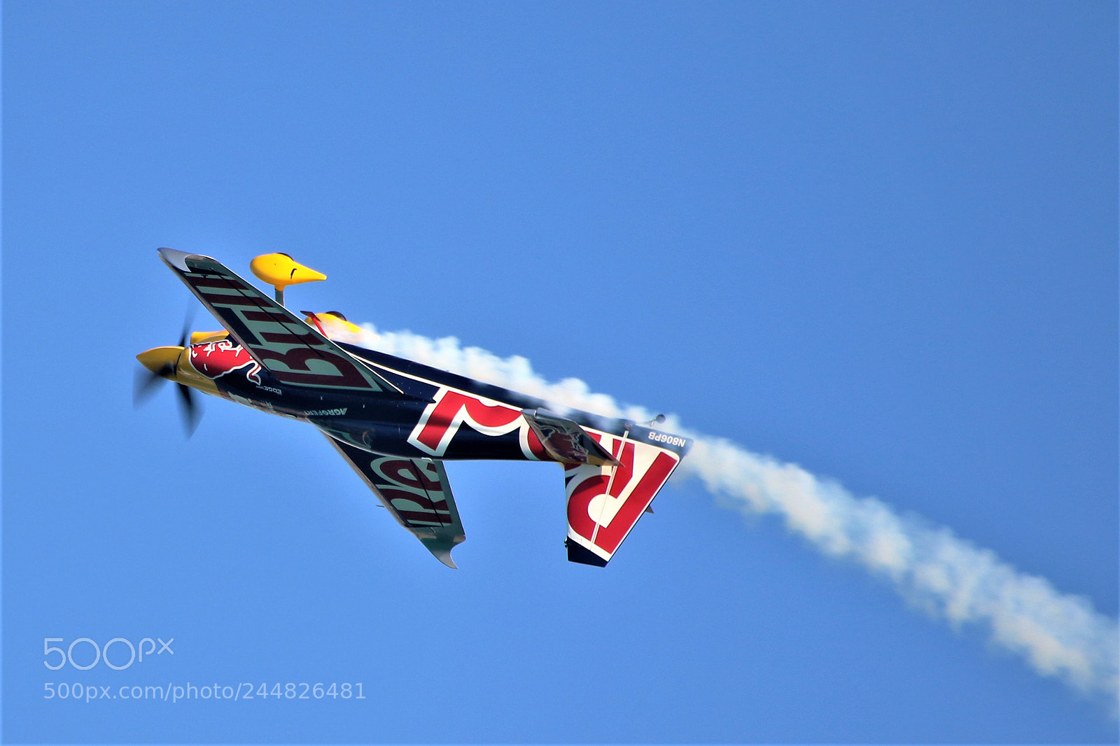 Canon EOS 7D Mark II sample photo. Red bull air race photography