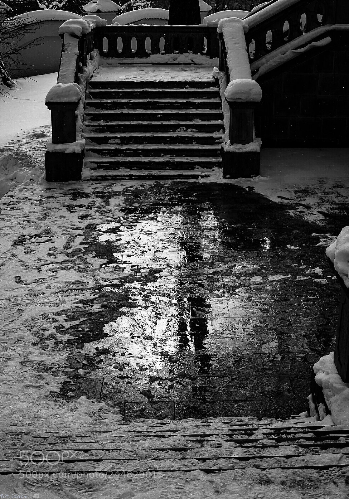 Nikon D50 sample photo. Reflection photography