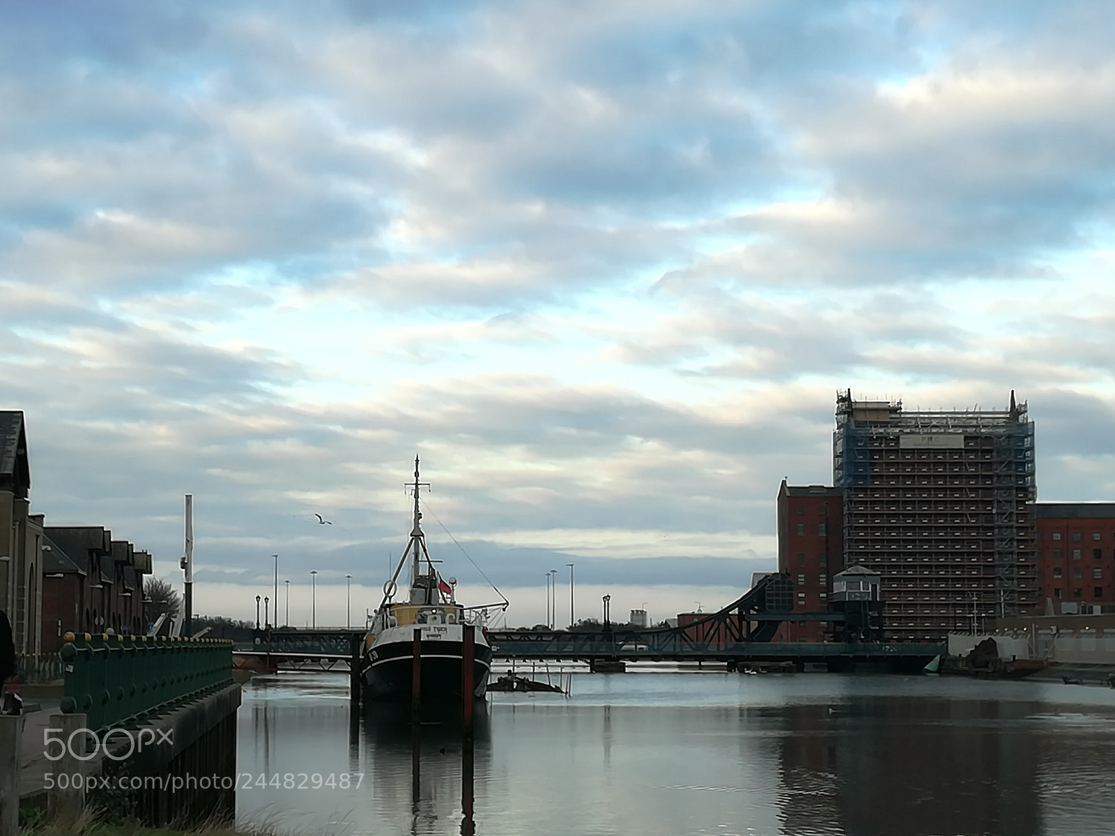 HUAWEI P9 LITE sample photo. Docked photography