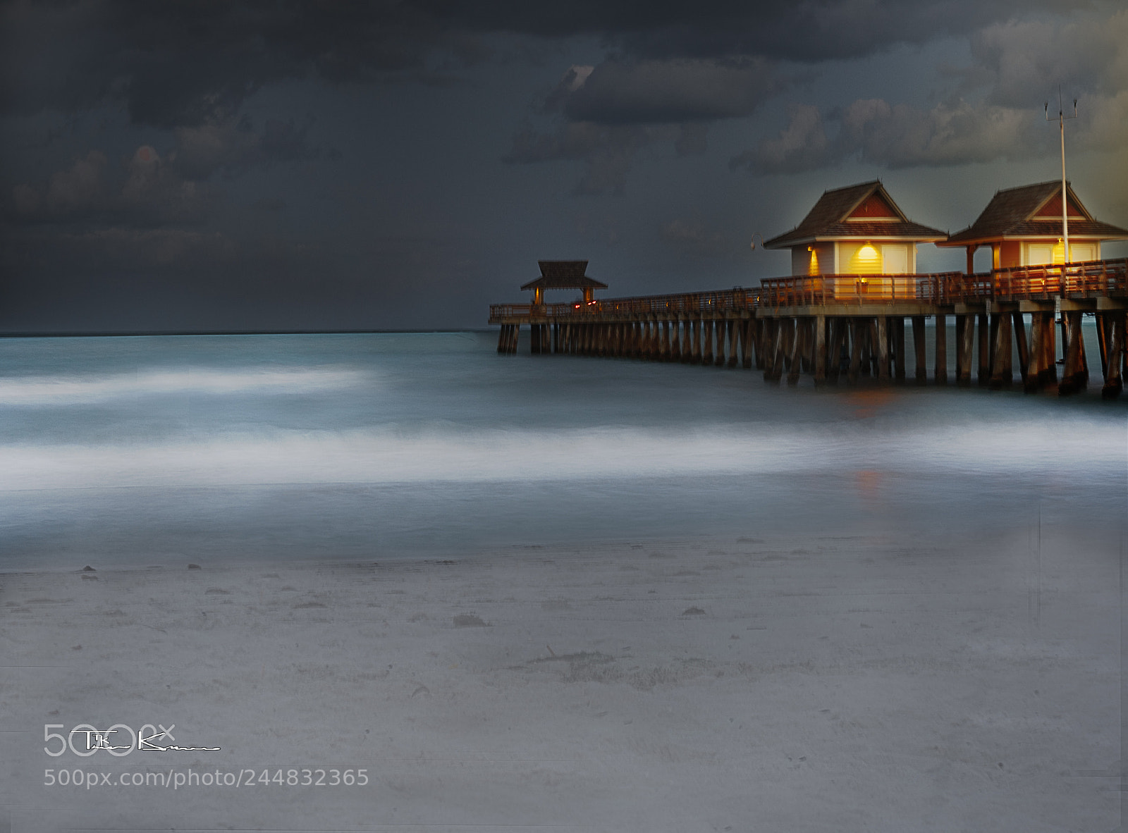 Canon EOS 7D Mark II sample photo. Naples pier i - 2017 photography