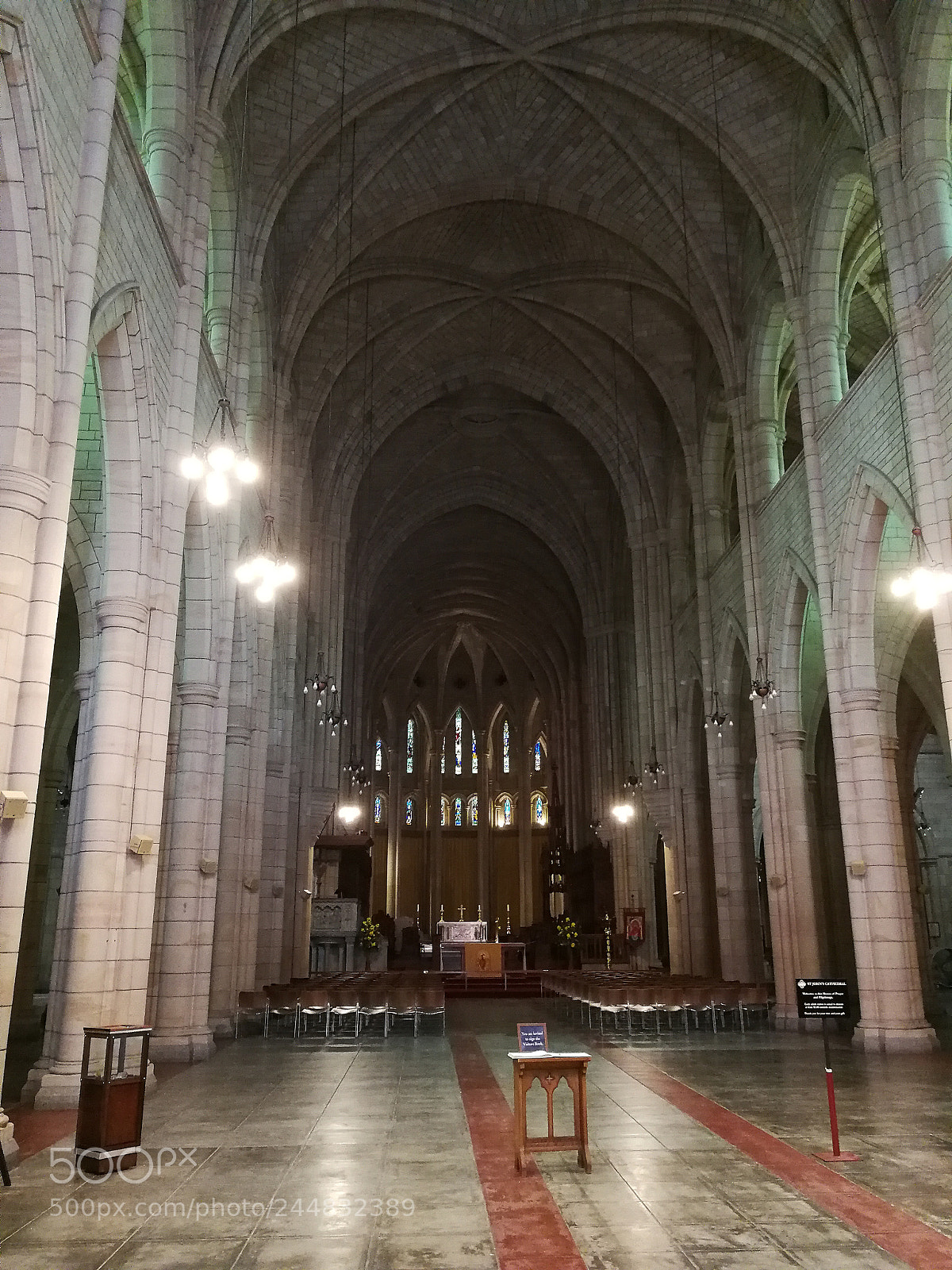 HUAWEI P10 sample photo. Inside saint john's cathedral photography