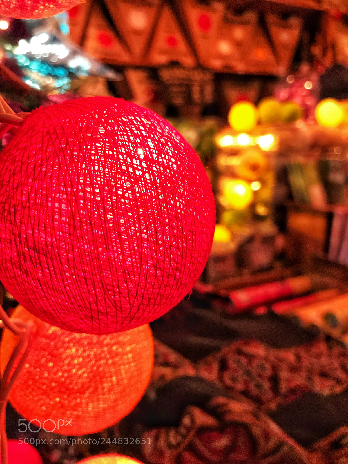 Apple iPhone 7 Plus sample photo. Red light photography