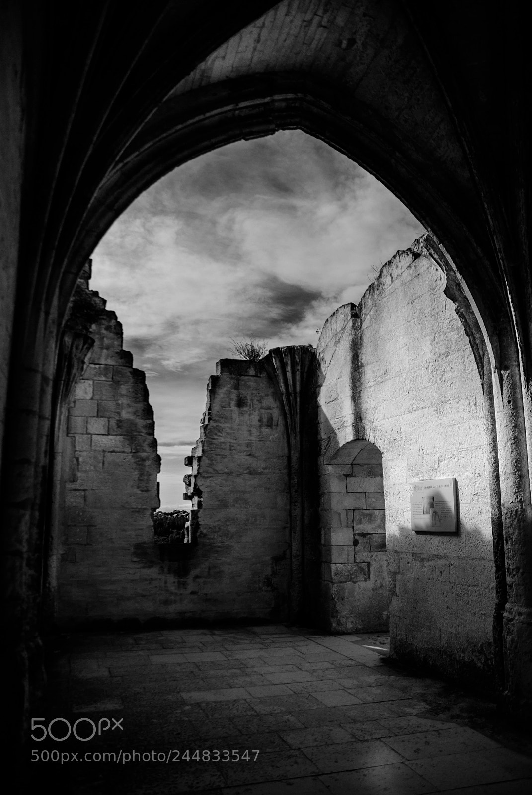Pentax K10D sample photo. Les baux de provence photography