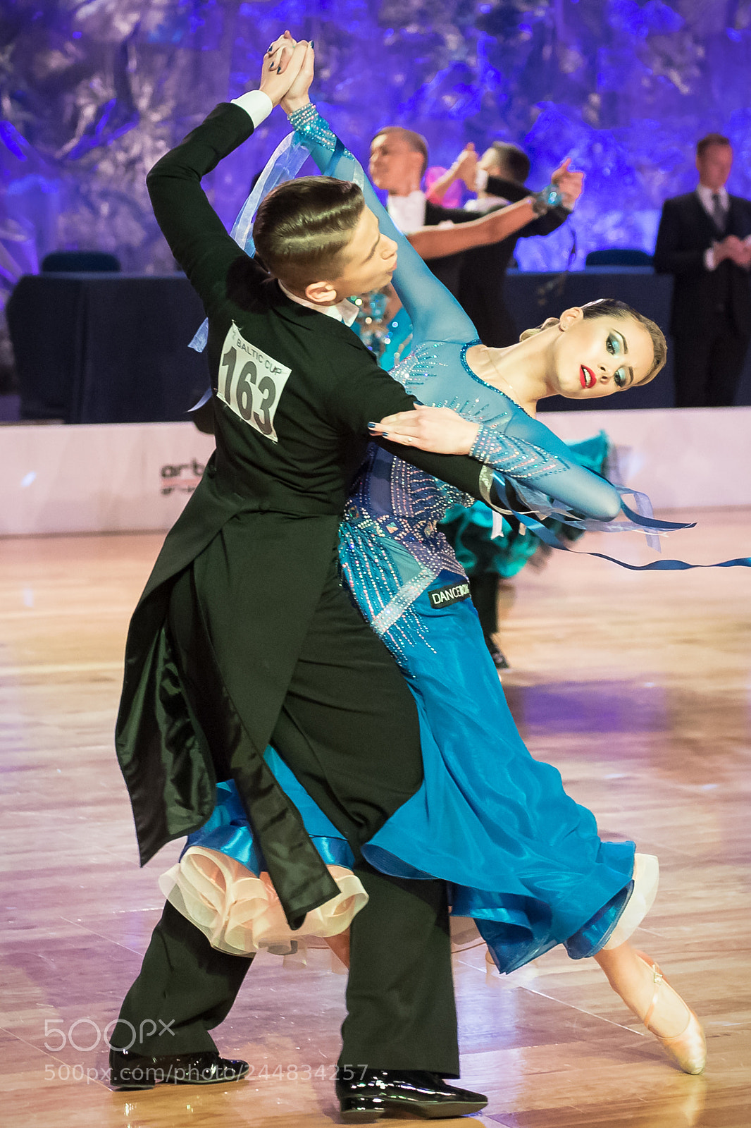 Nikon D5 sample photo. Dancers dancing standard dance photography