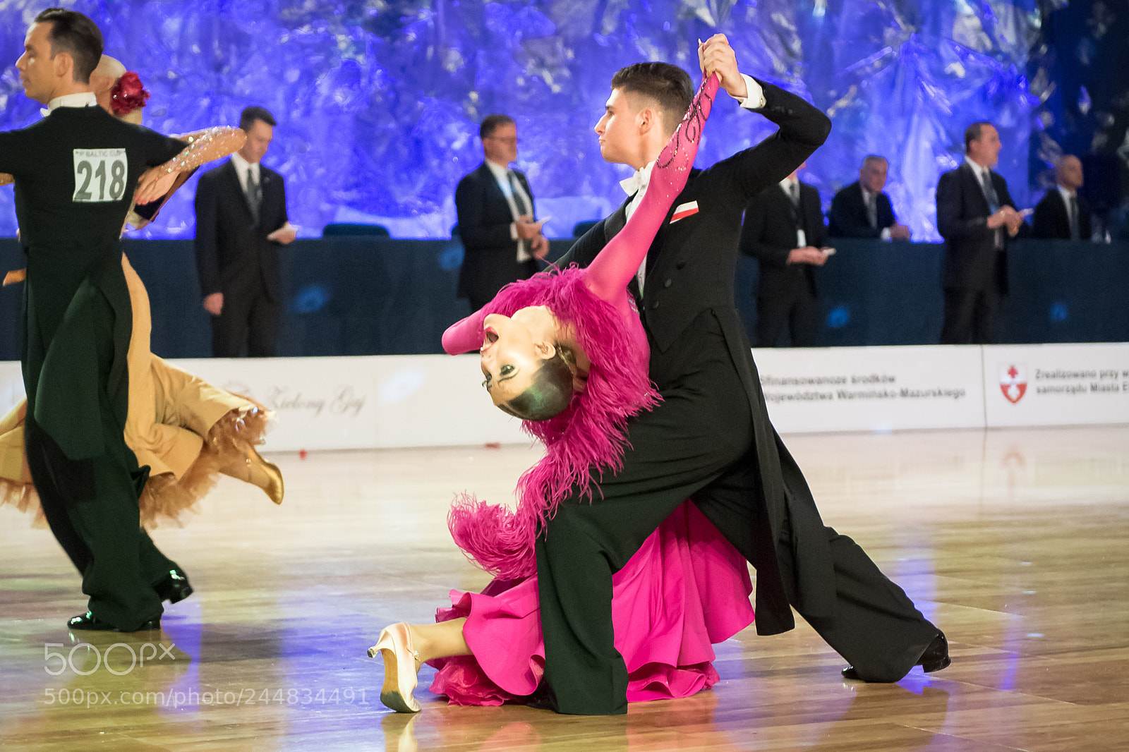 Nikon D5 sample photo. Dancers dancing standard dance photography