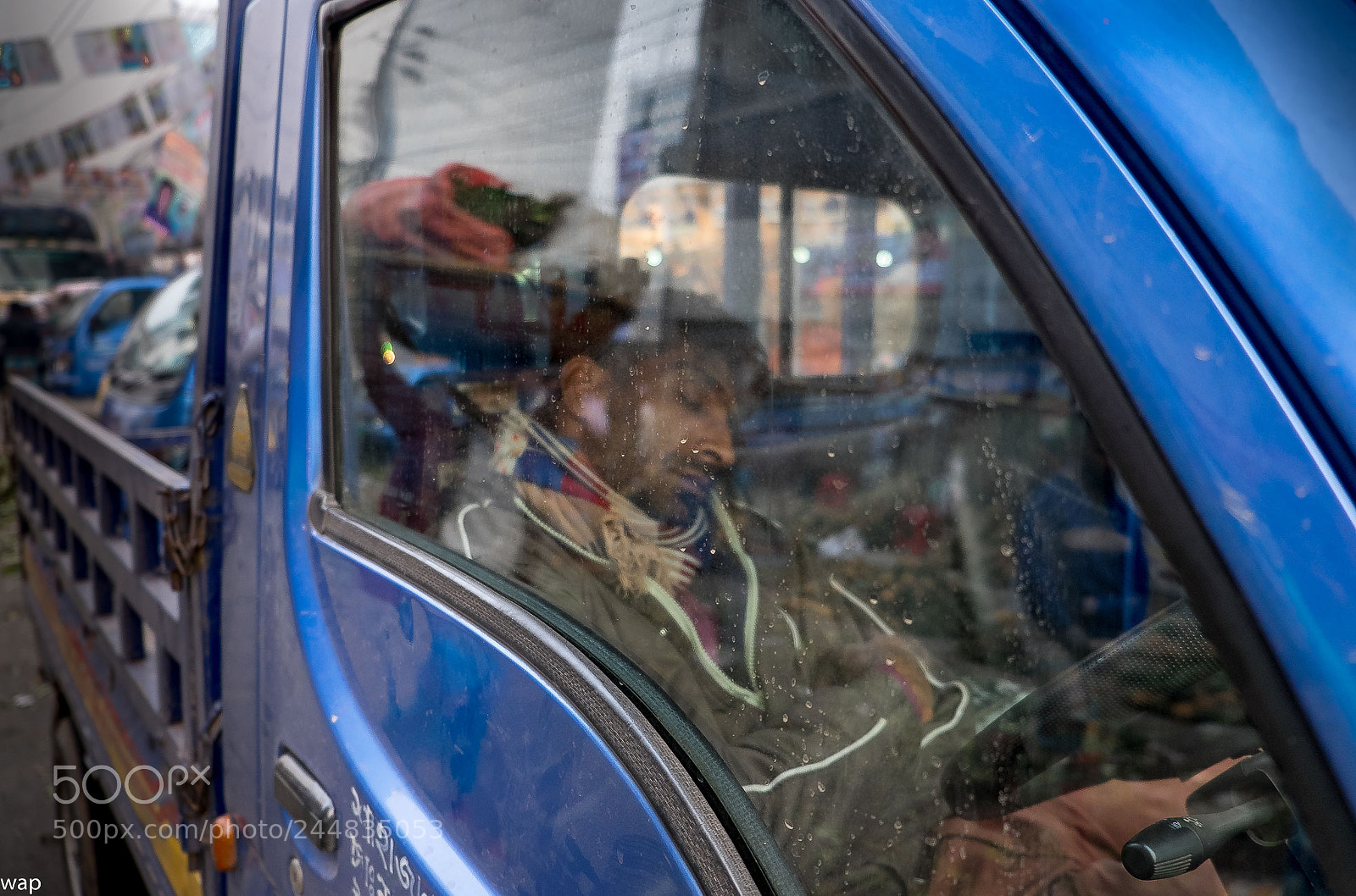 Fujifilm X-T1 sample photo. The sleeping pick-up van photography