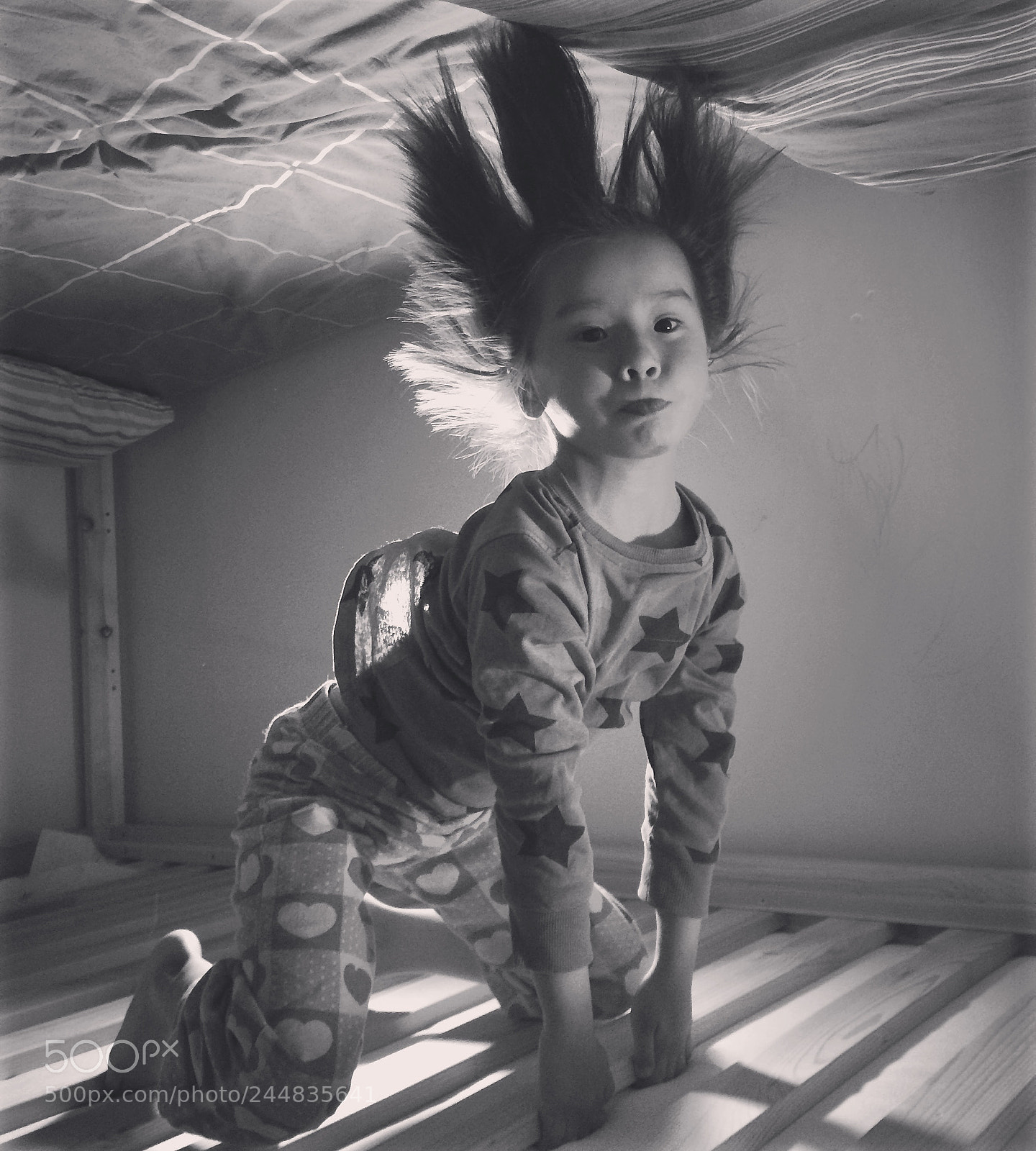 Apple iPhone 5s sample photo. Levitation photography