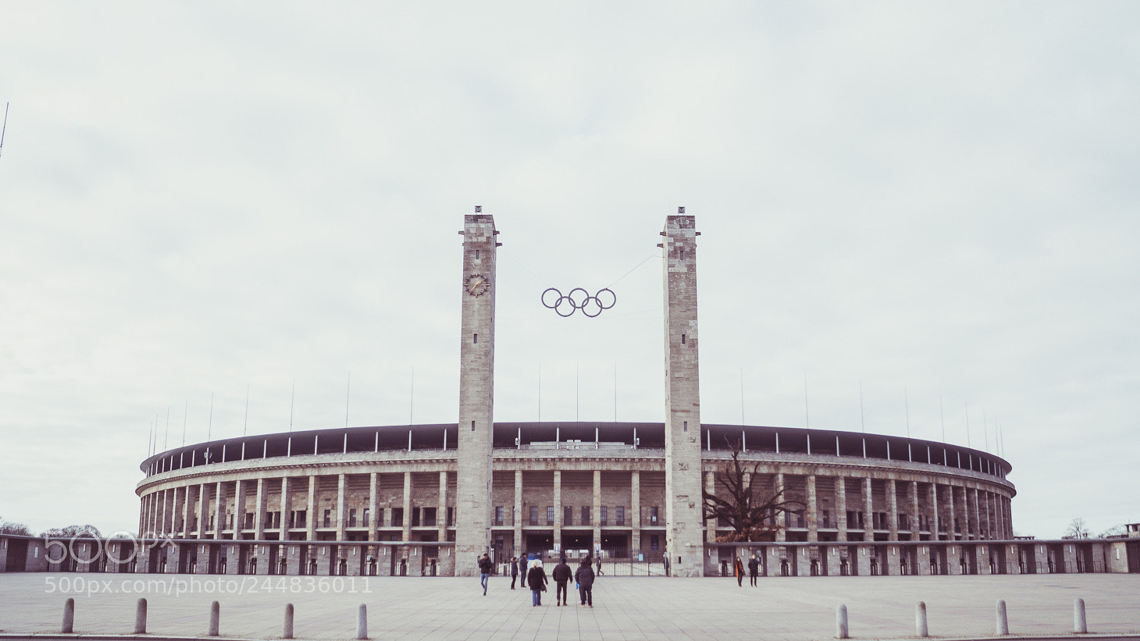 Sony SLT-A77 sample photo. Olympiastadion berlin photography