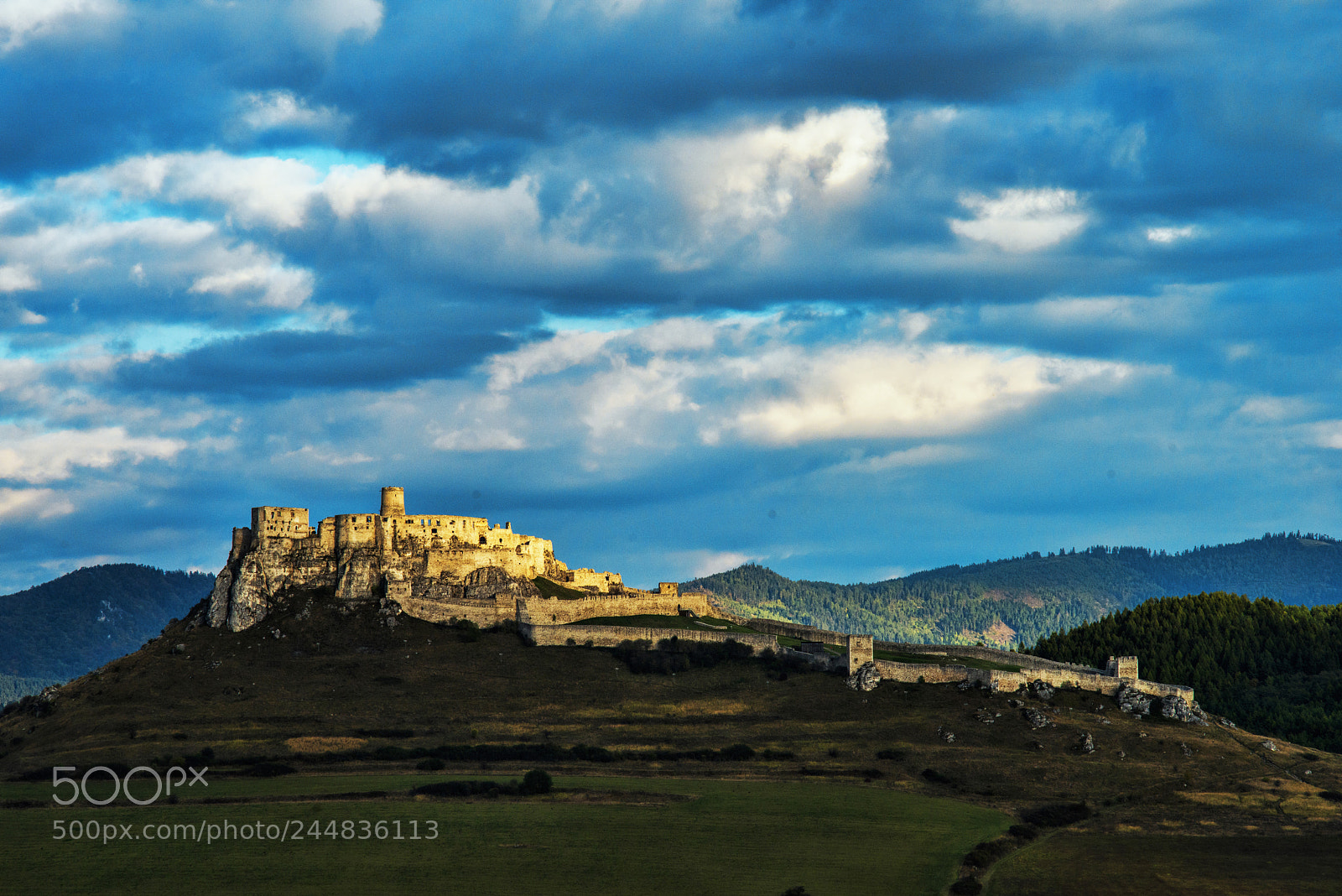 Nikon D800 sample photo. Spi castle at sundown photography