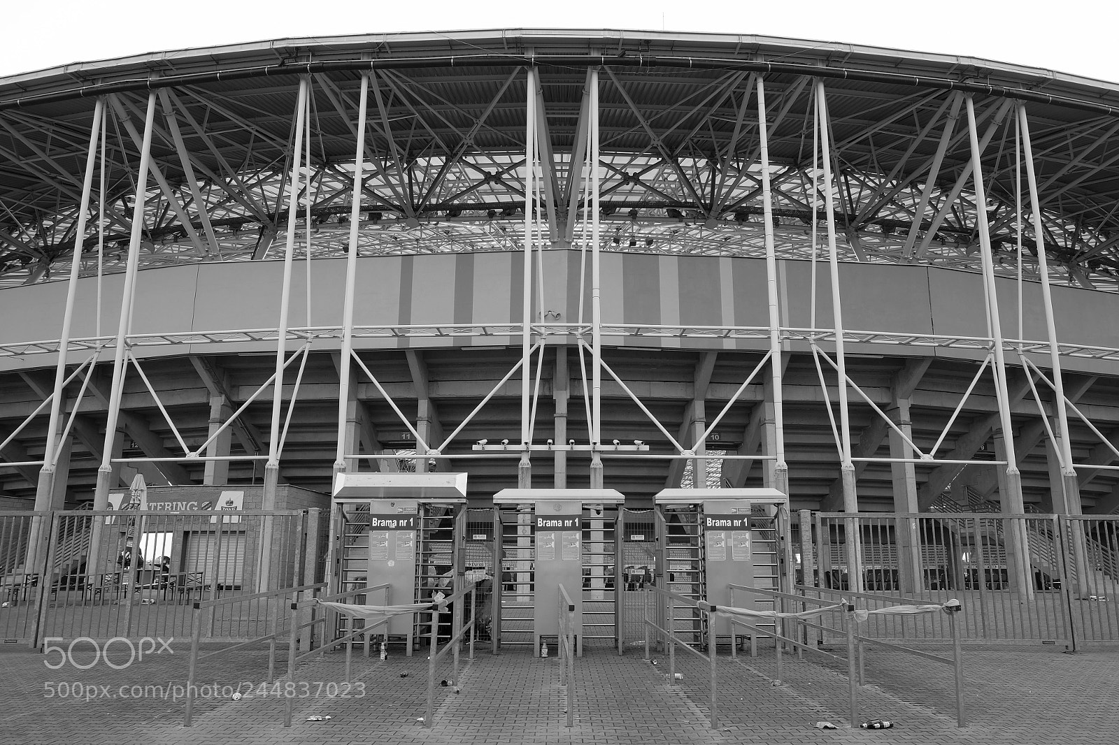 Fujifilm X-T10 sample photo. Gate number 1 photography