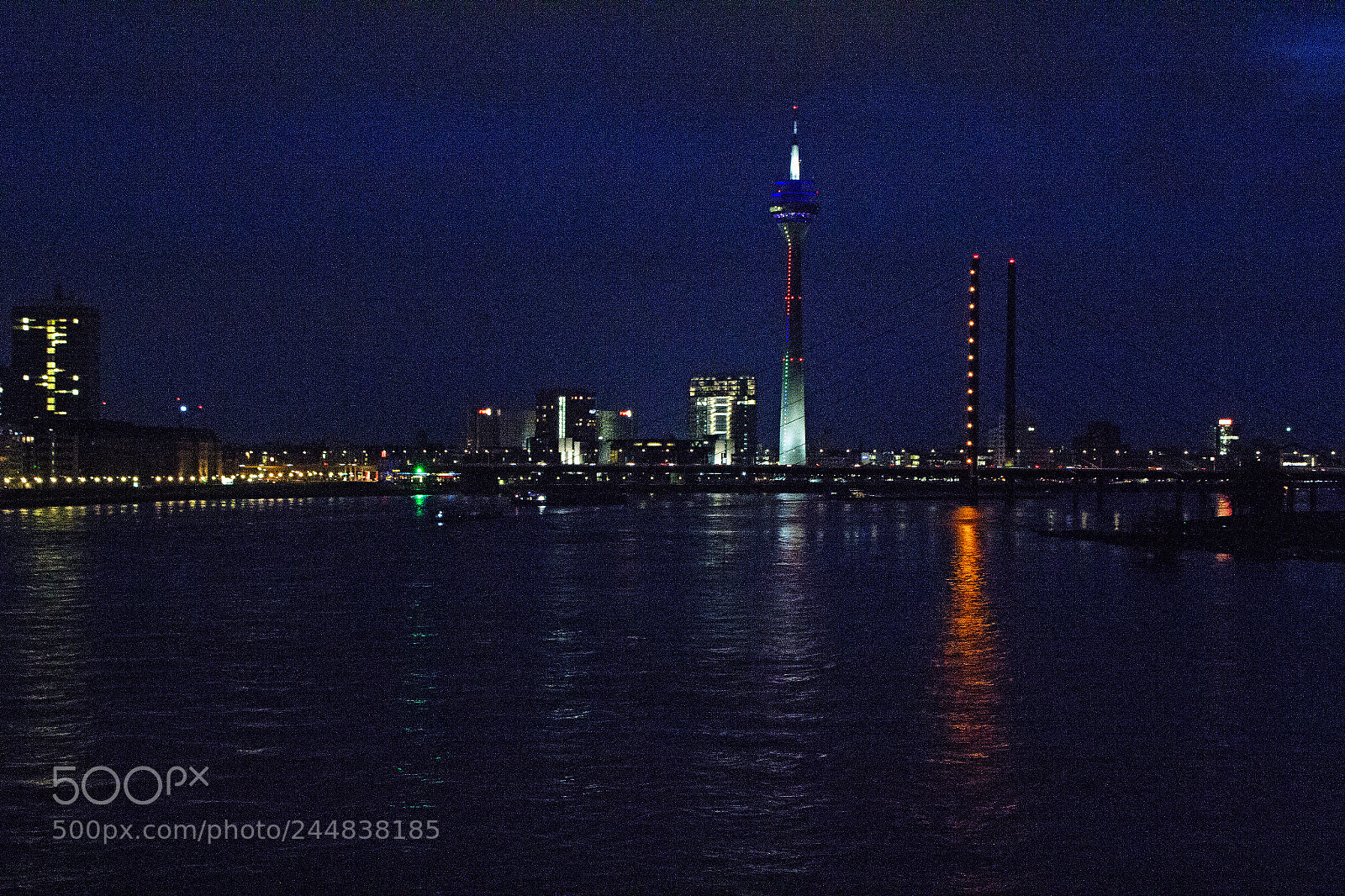Canon EOS 60D sample photo. Dusseldorf by night photography