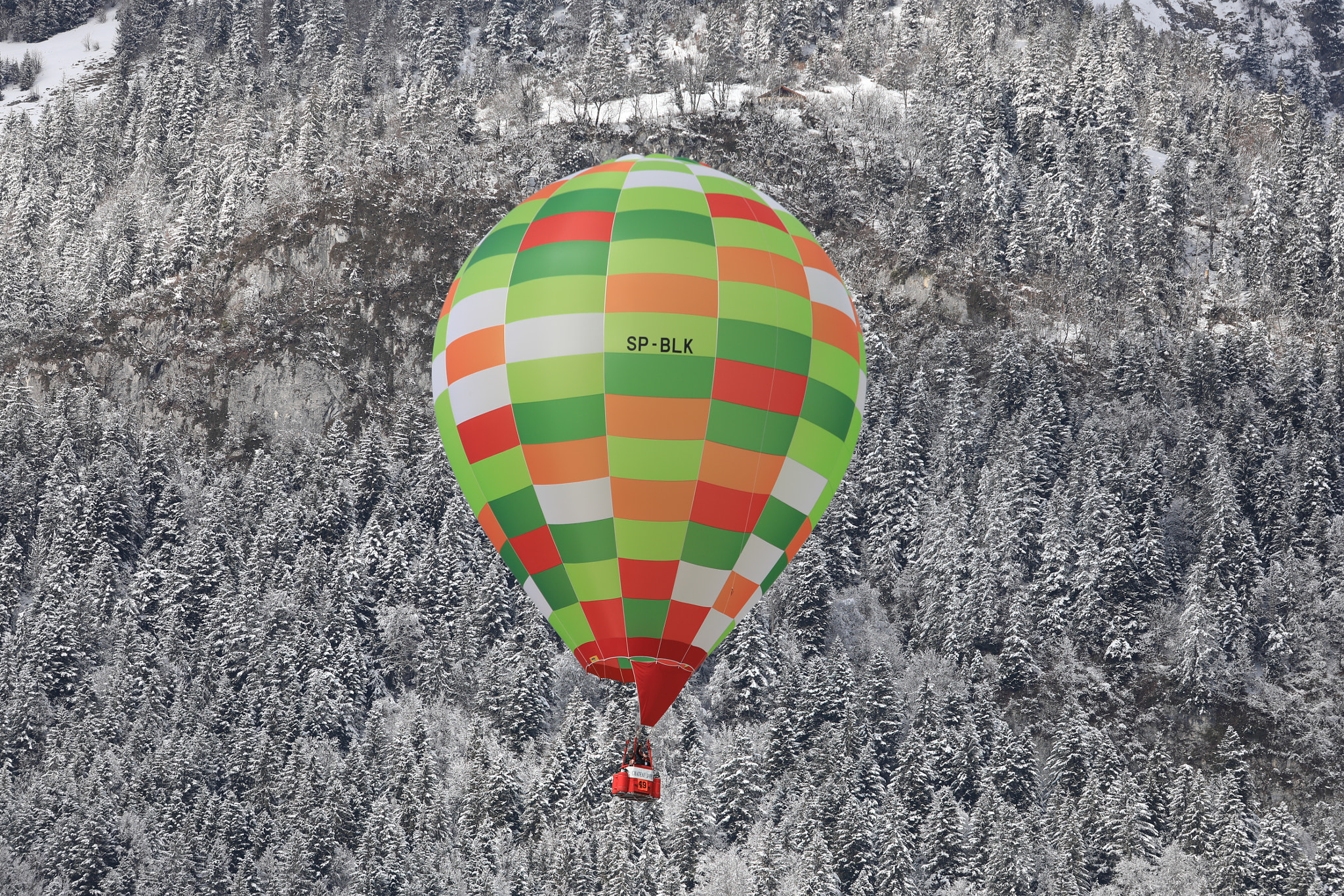 Canon EOS 5D Mark IV + Canon EF 70-200mm F4L IS USM sample photo. Balloon... photography